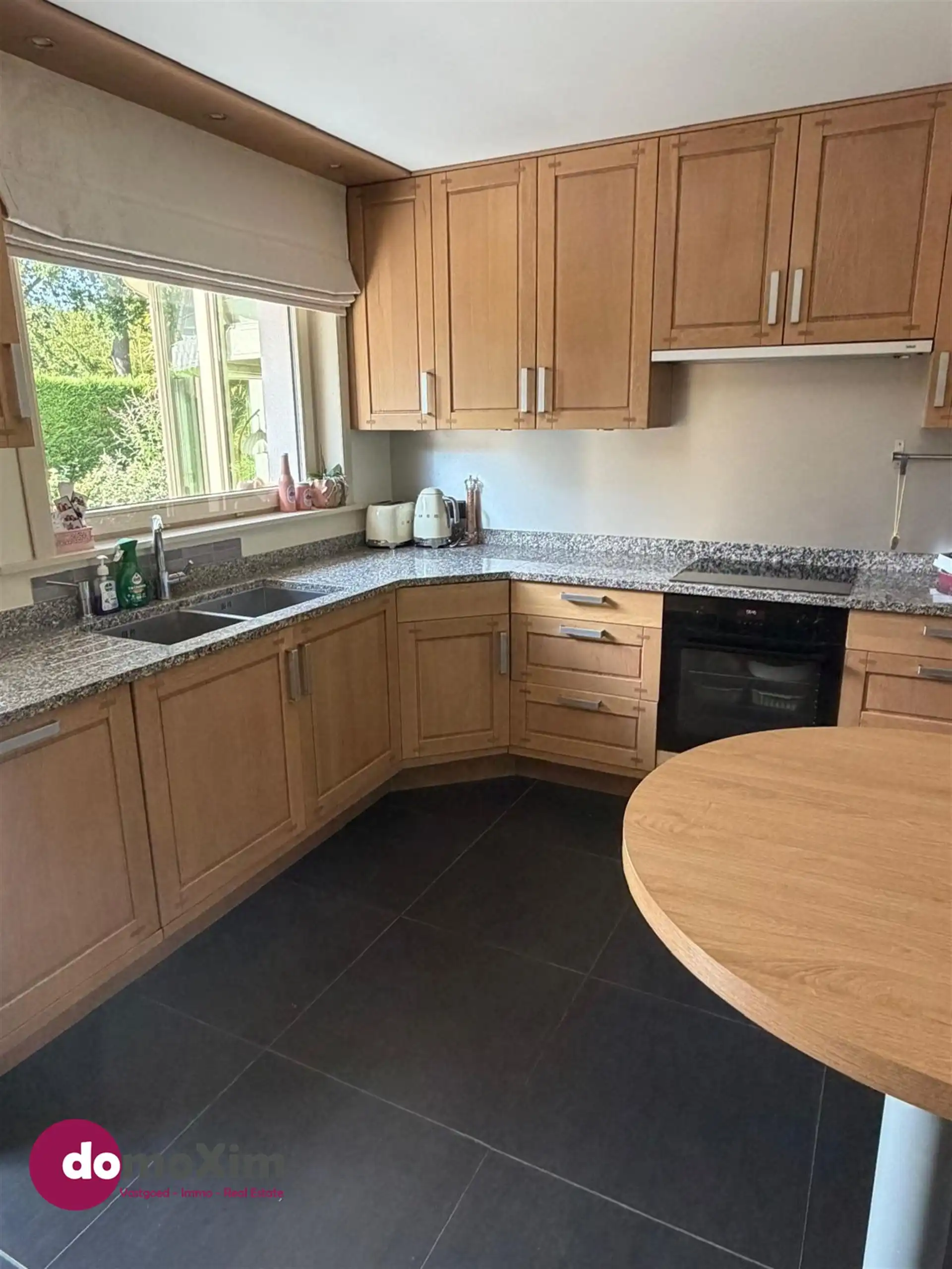 Instapklare woning met prachtige tuin in de Lievekensbossen foto 9