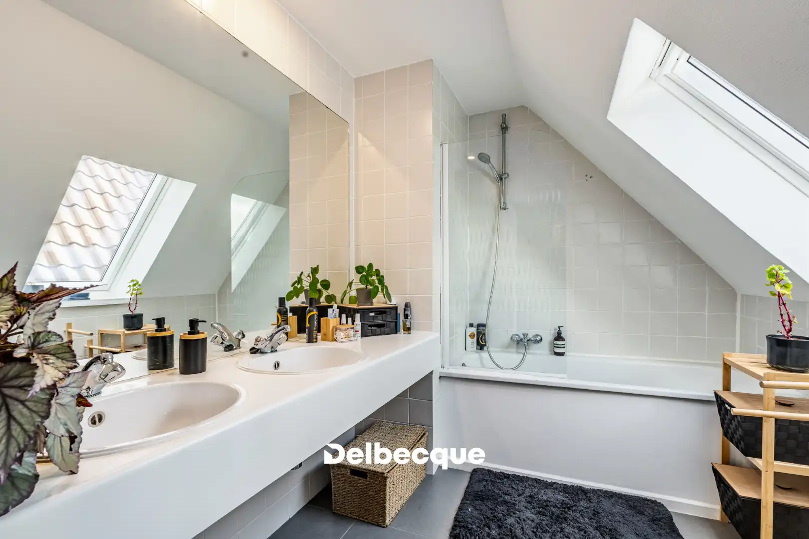 Karaktervol opbrengsteigendom met 3 verhuurde appartementen vlak bij de Langerei foto 12
