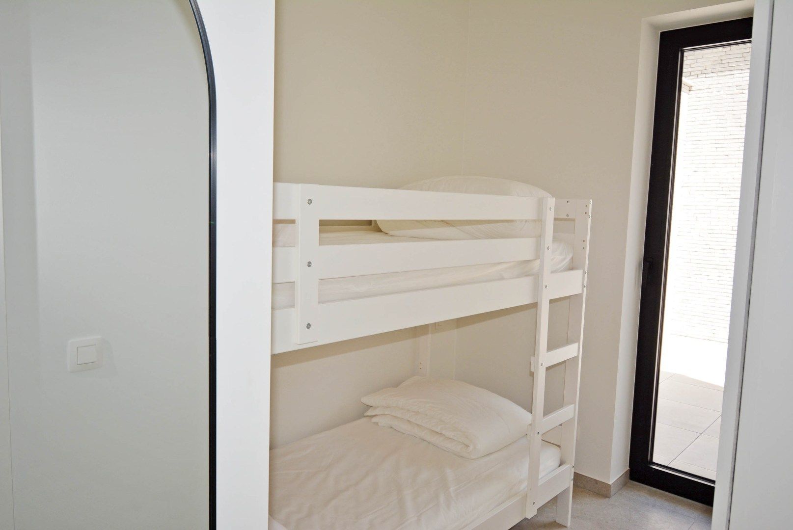 Appartement in het centrum van Knokke met eigen buitenruimte - eerste verhuur! foto 15