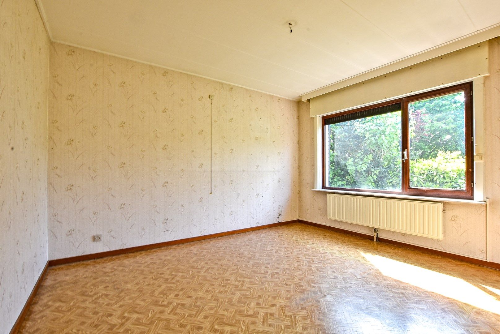 Gelijkvloers villa op 750m² in centrum Diksmuide! foto 7