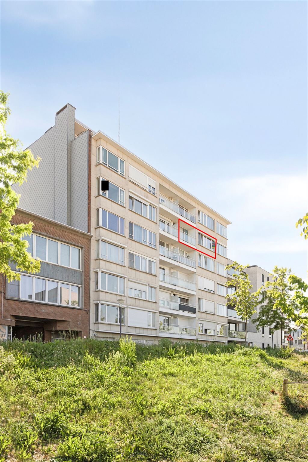 Ruim appartement op een toplocatie! foto 2