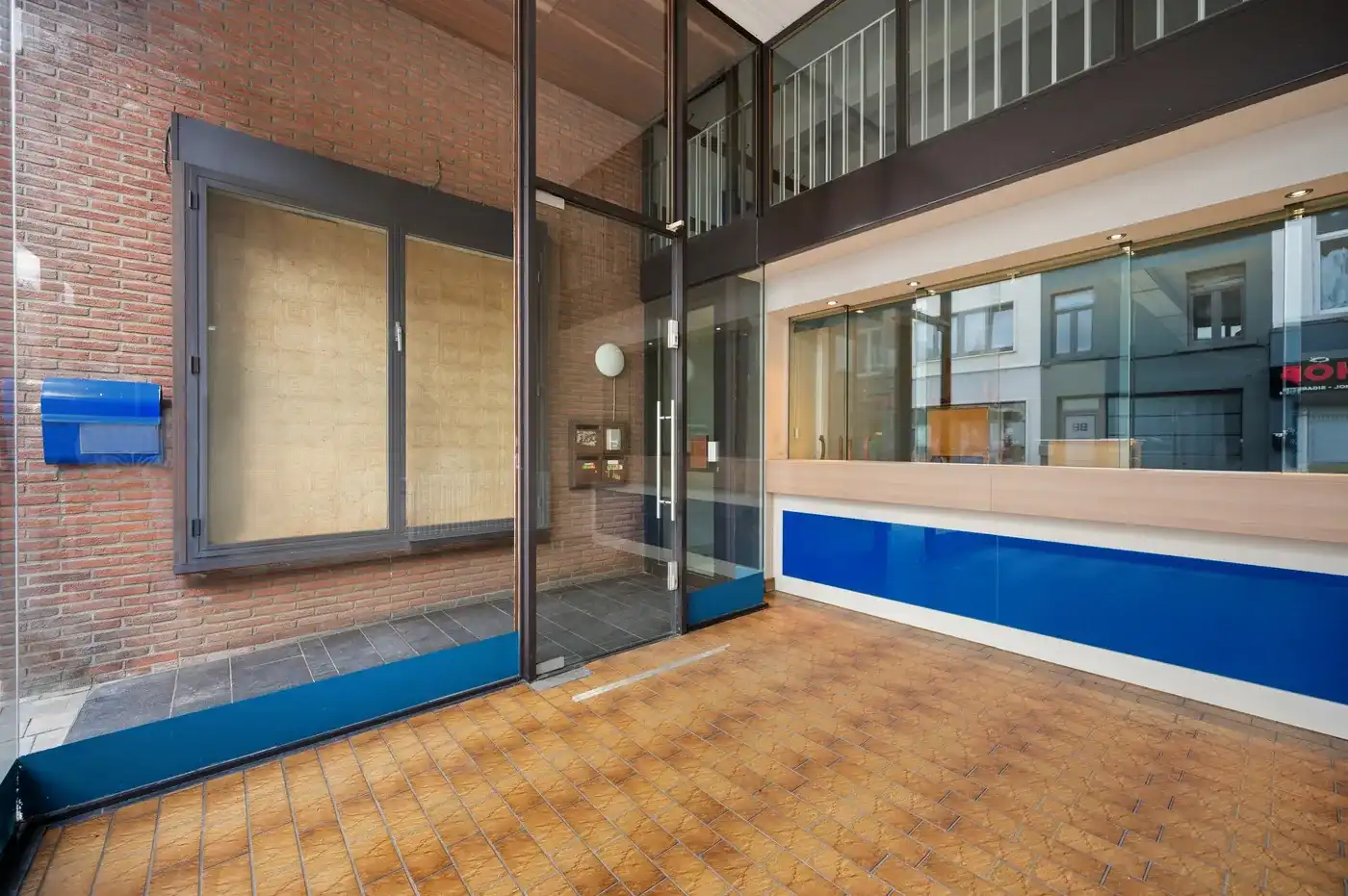 Instapklare loketten en kantoren in centrum Tienen  foto 2