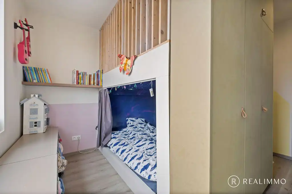 Gezellige en stijlvol gerenoveerde rijwoning te Sint-Denijs foto 16