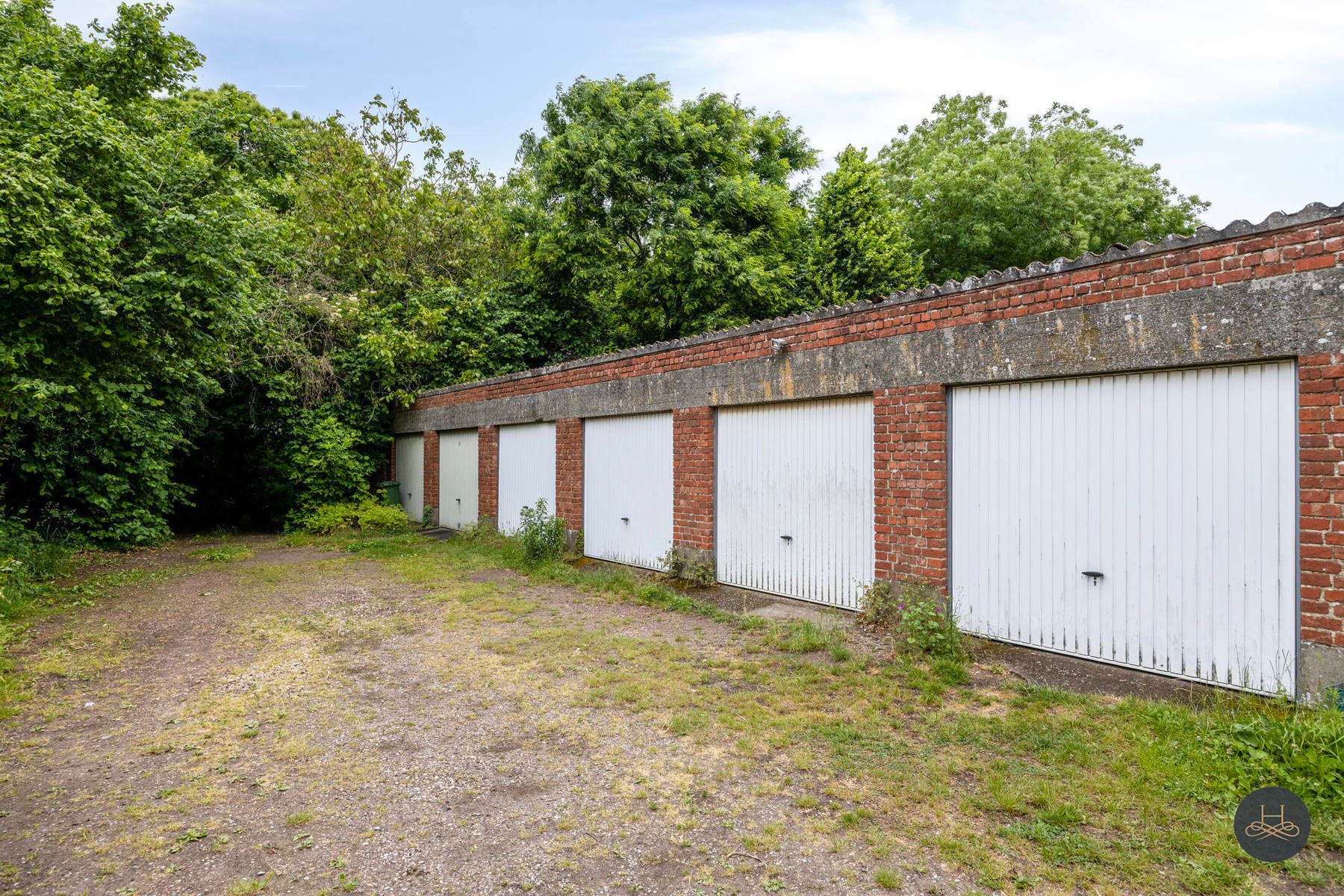Karaktervol herenhuis met gezellige tuin en garagebox foto 30