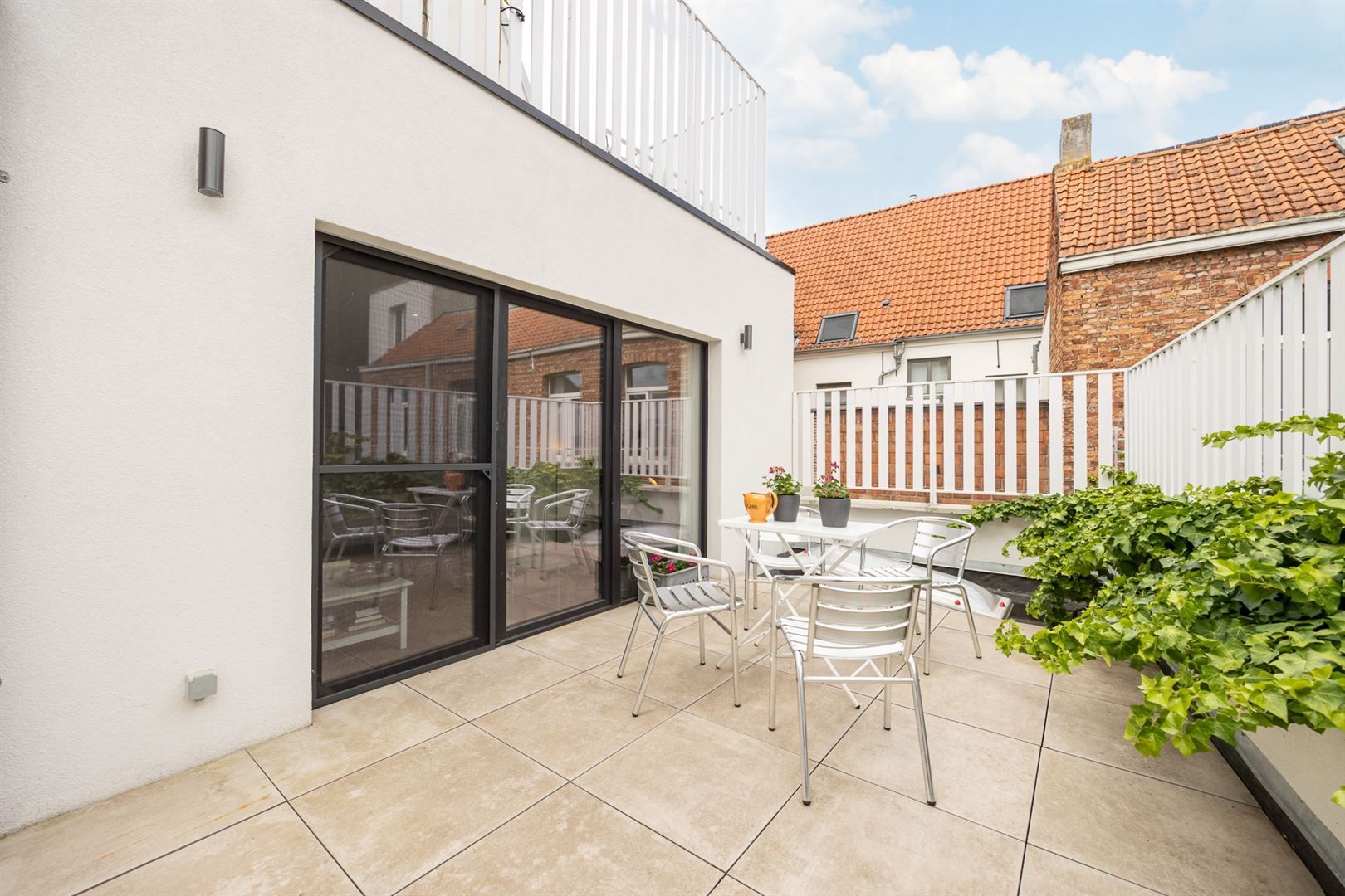 Fijn, gezellig, 2 slaapkamers, mooi terras. foto 19