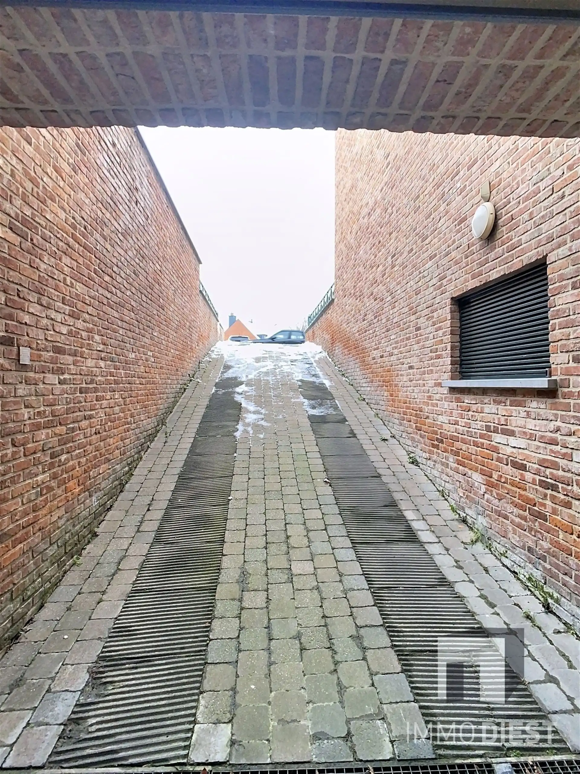 Topligging: gelijkvloers appartement mét garage en kelder foto 29