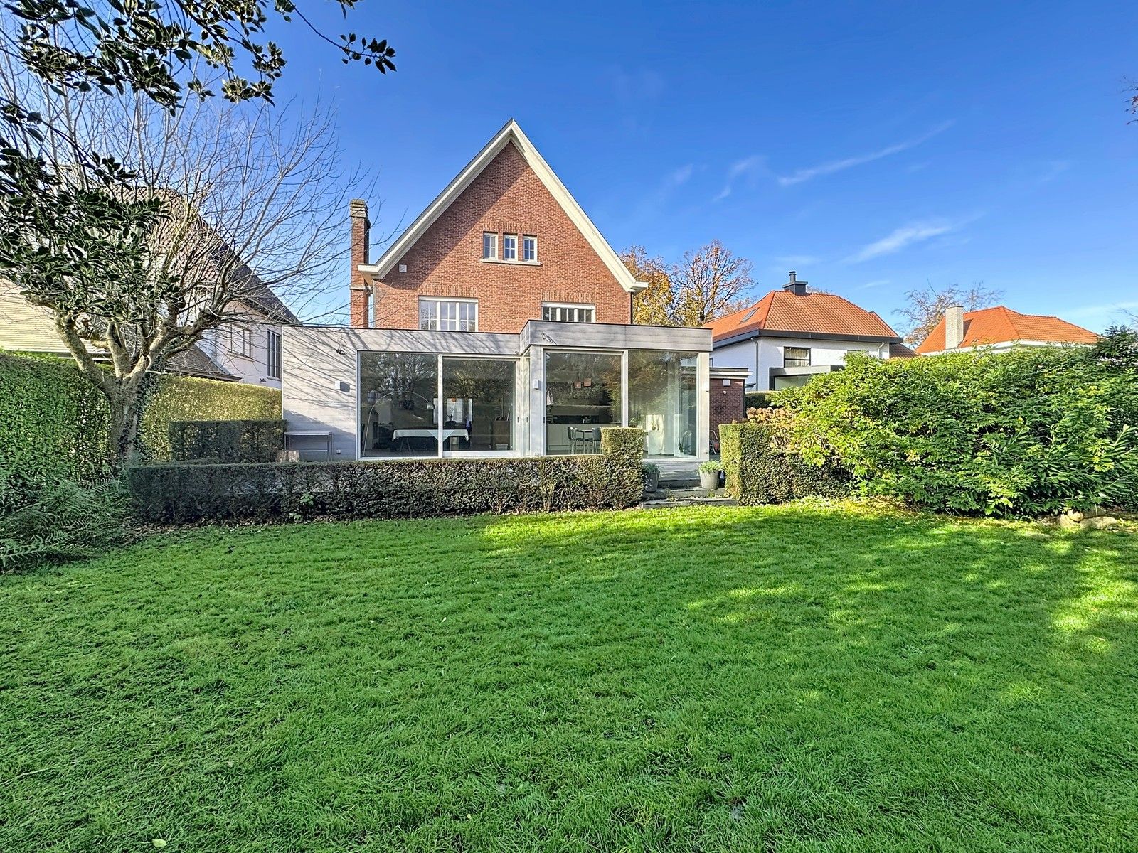 Karaktervolle villa met 5 slpks, praktijkruime en ZUIDgerichte tuin in 't Motje! foto 37