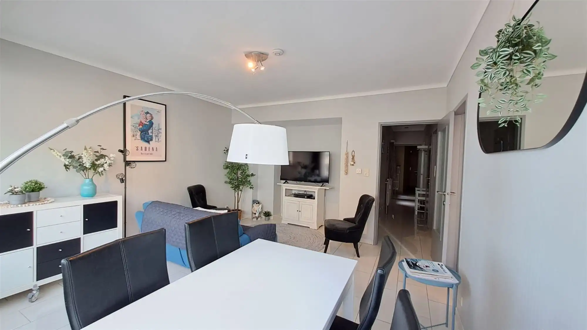 Gemeubeld appartement met 2 slaapkamers foto 4