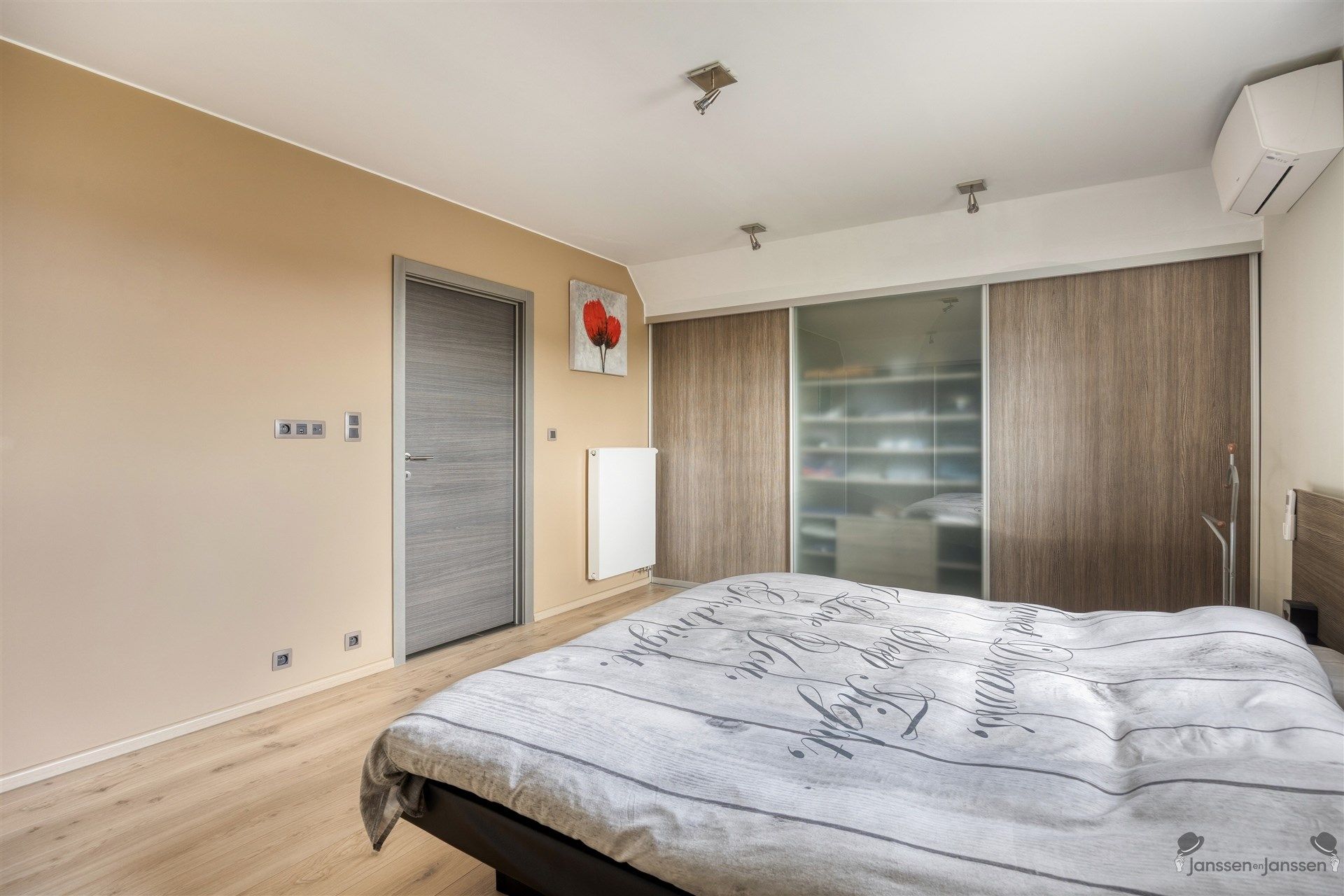 Ruim drie slaapkamer appartement  foto 17