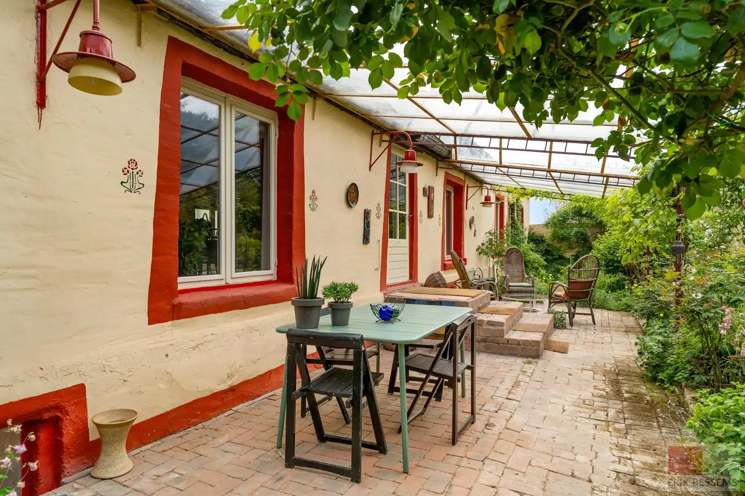 Karaktervolle woning uit 1668, met een bewoonbare oppervlakte van ca. 233 m² op een royaal perceel van 1.837 m² foto 22