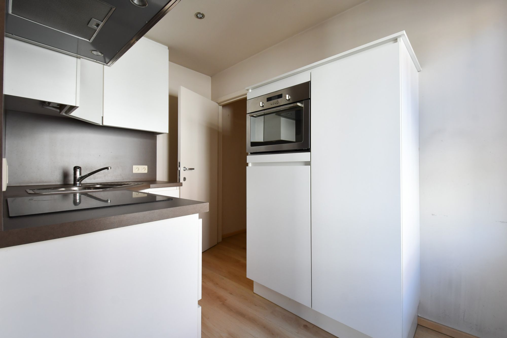 HANDELSWONING OP MOOIE LIGGING foto 14
