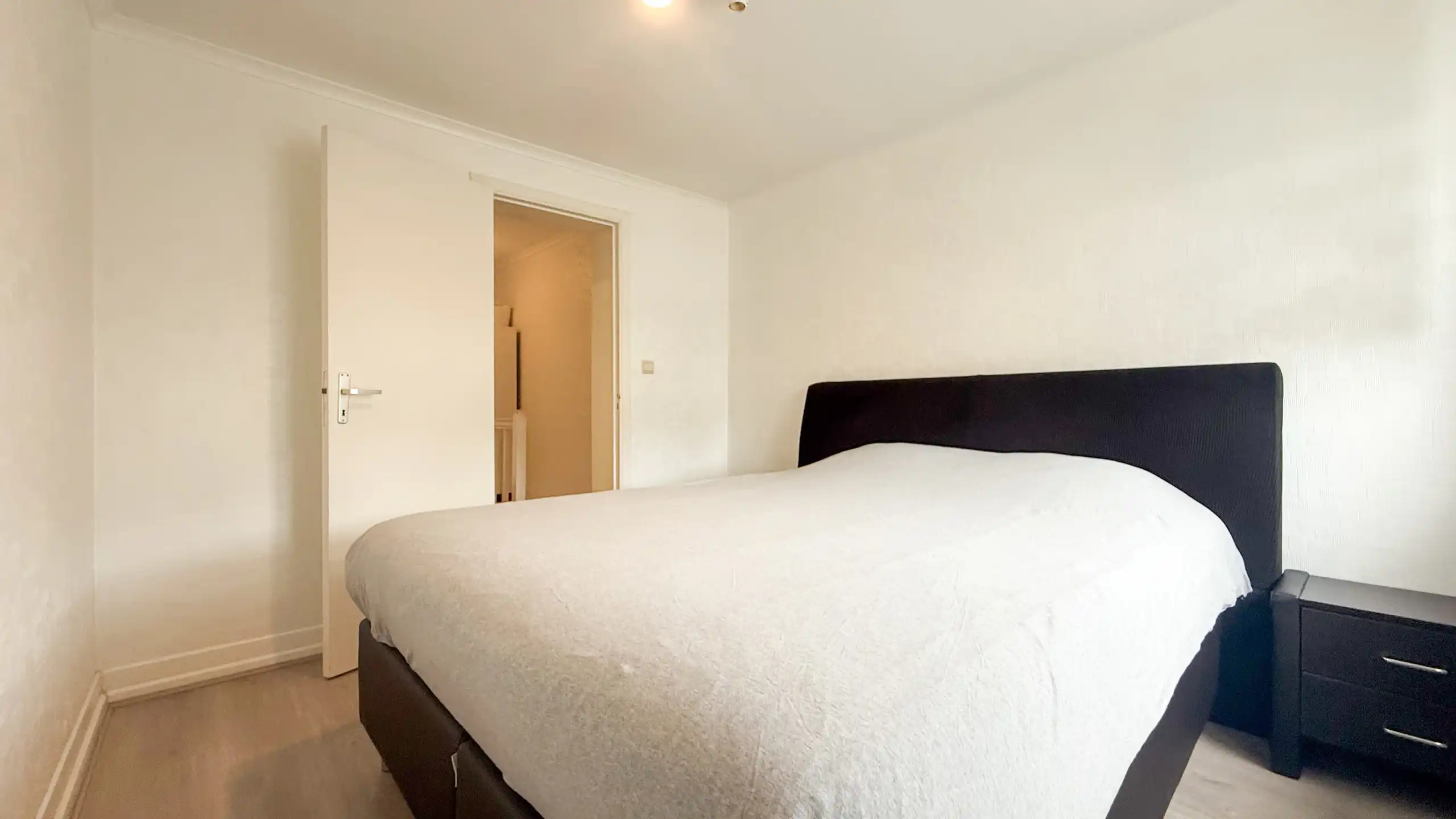 Gezinswoning met 4 slaapkamers centraal in Heusden! foto 31