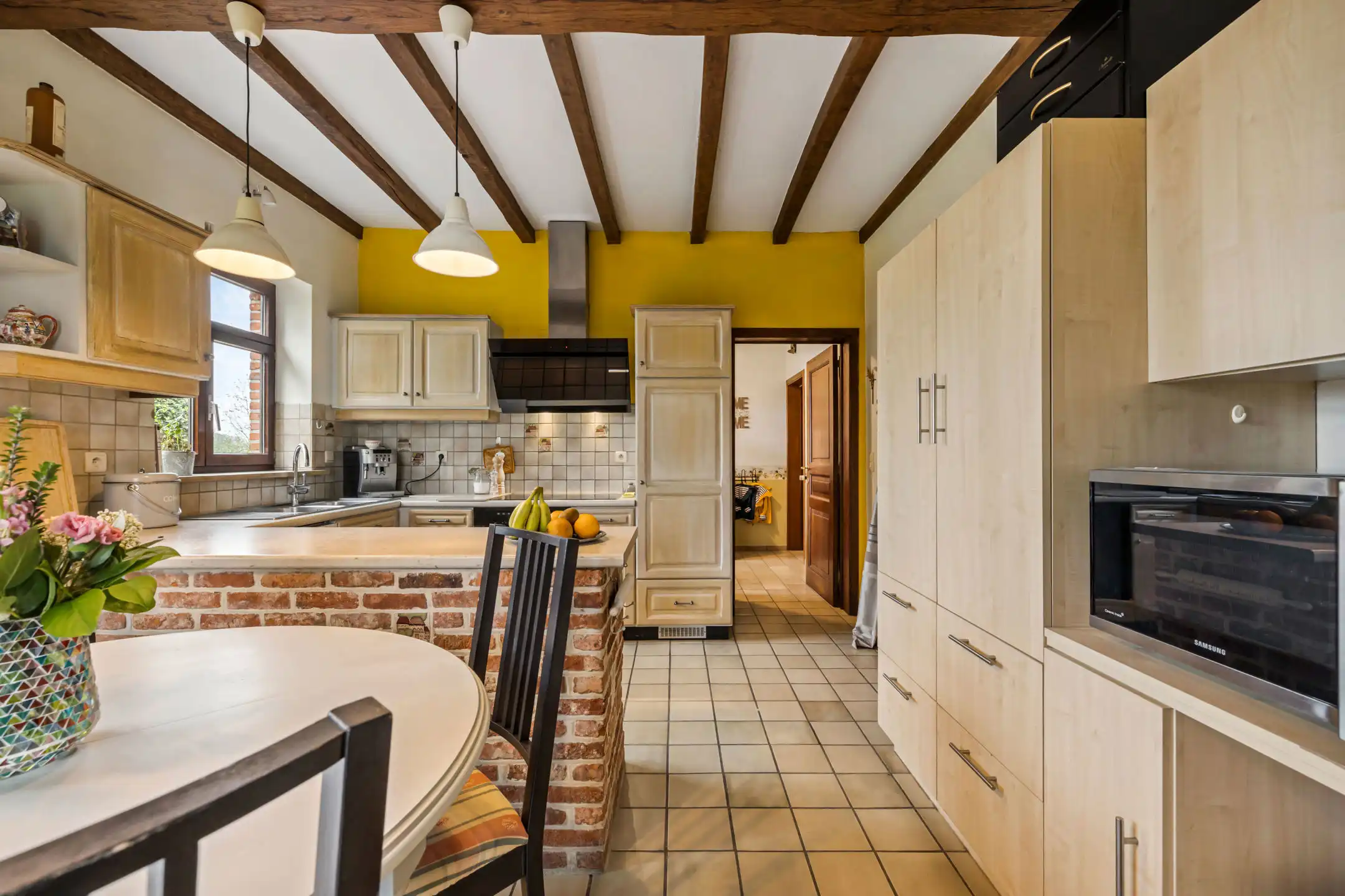 Prachtige villa 5 slpk te midden van de velden op +/- 50a foto 14