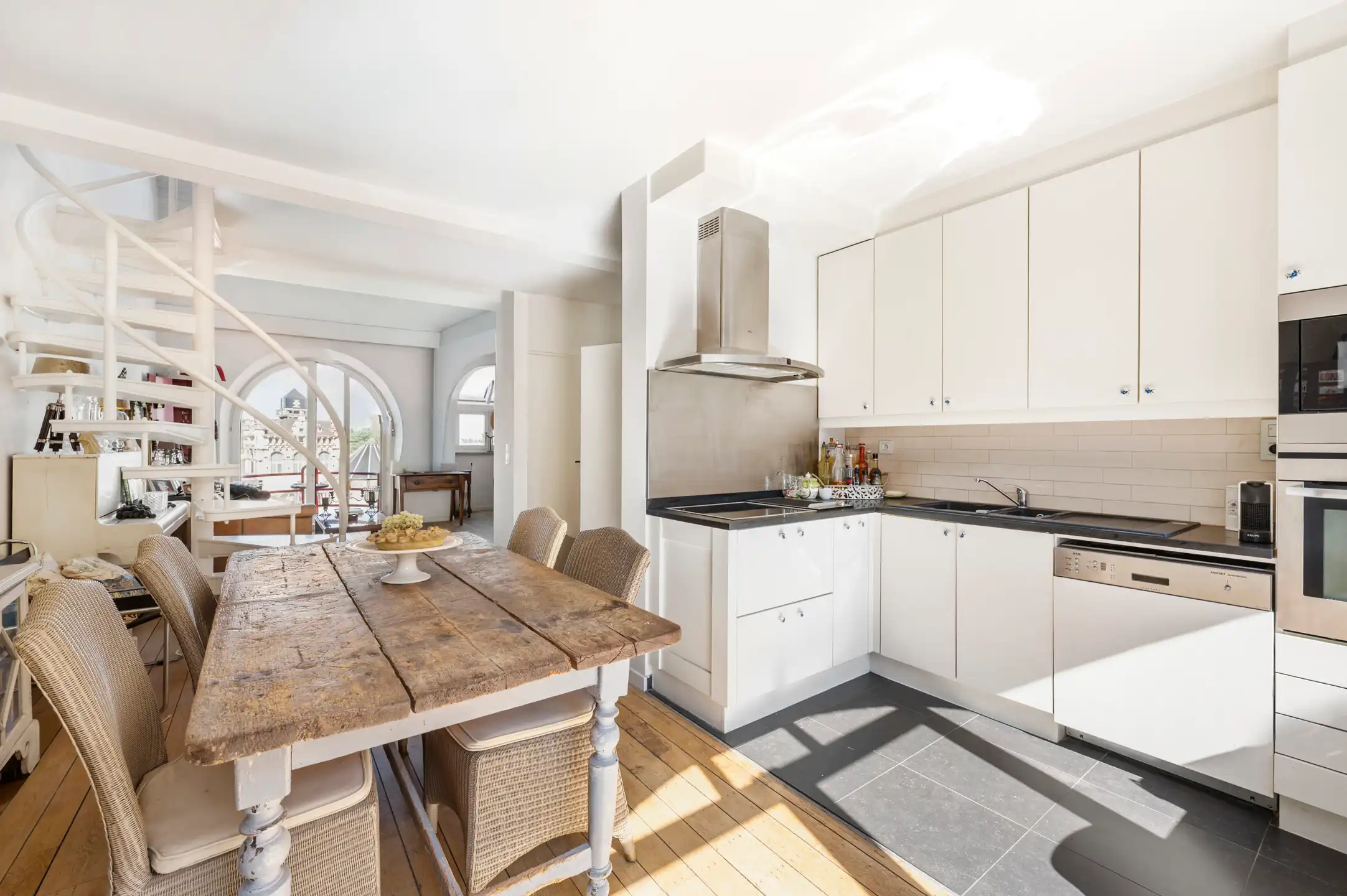 ANTWERPEN-CENTRUM - Appartement met zicht op de Schelde foto 5