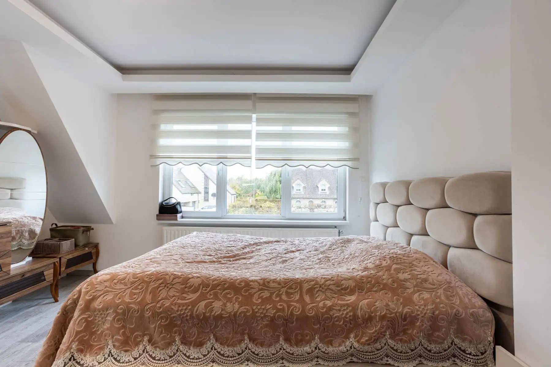 Instapklare HOB met 4 slaapkamers en tuin! foto 15