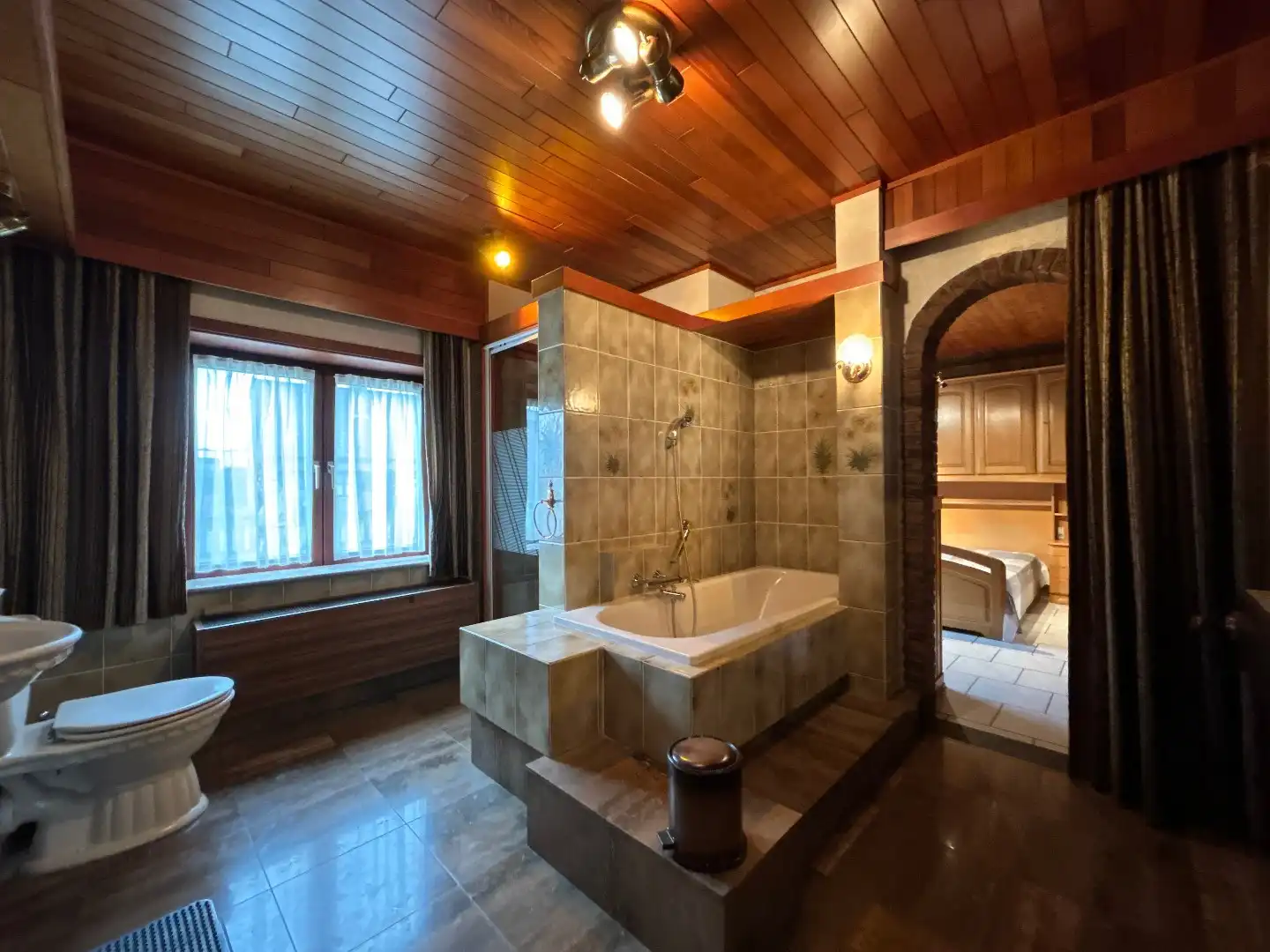 Gelijkvloerse gezinswoning in doodlopende straat. foto 19