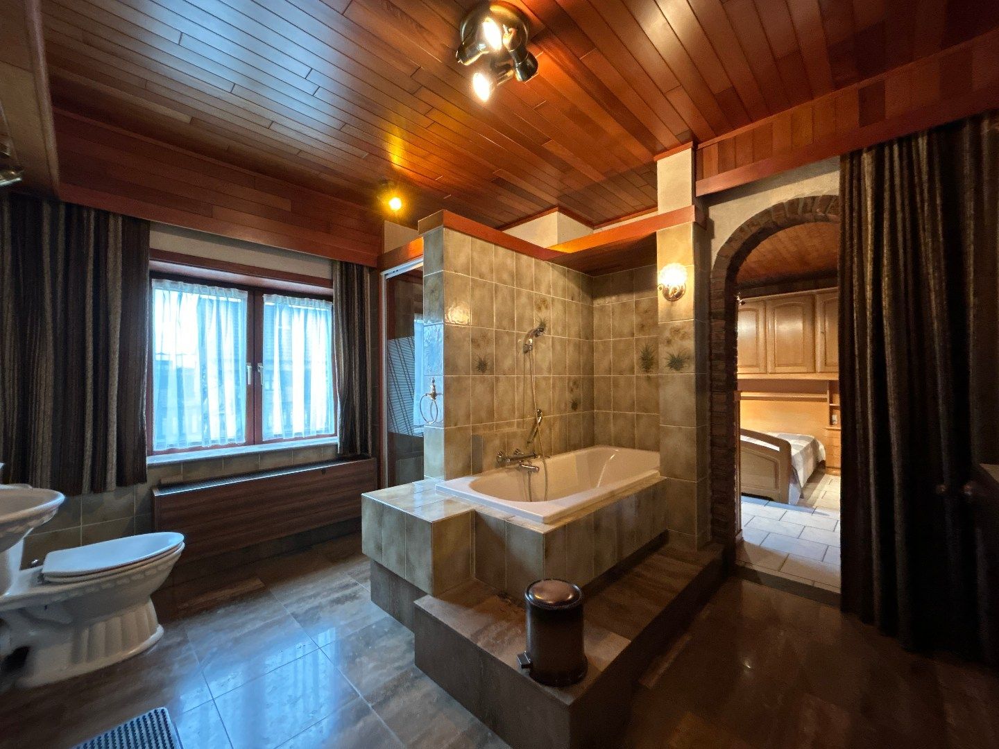 Gelijkvloerse gezinswoning in doodlopende straat. foto 16