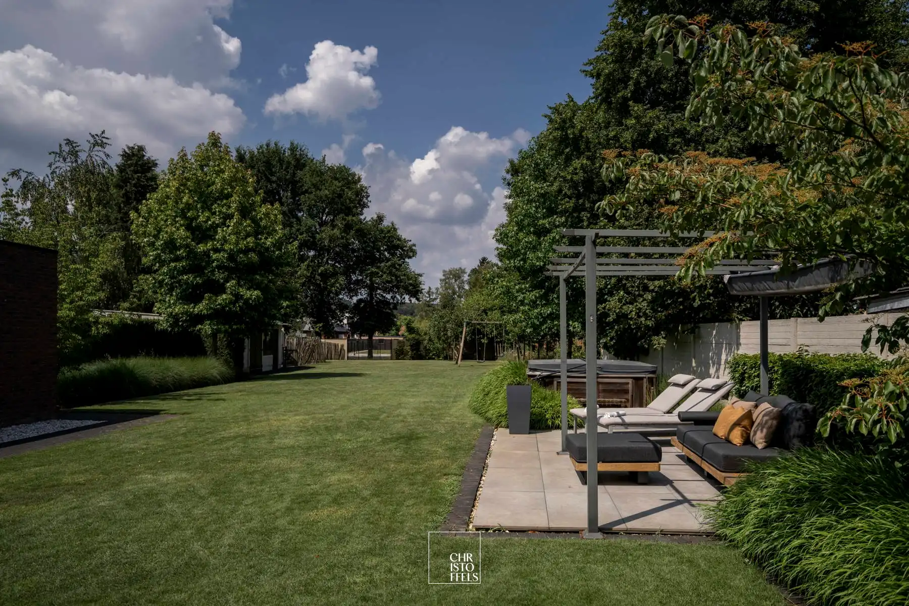 Eigentijdse gerenoveerde villa op een riant perceel van 1.986 m² foto 28