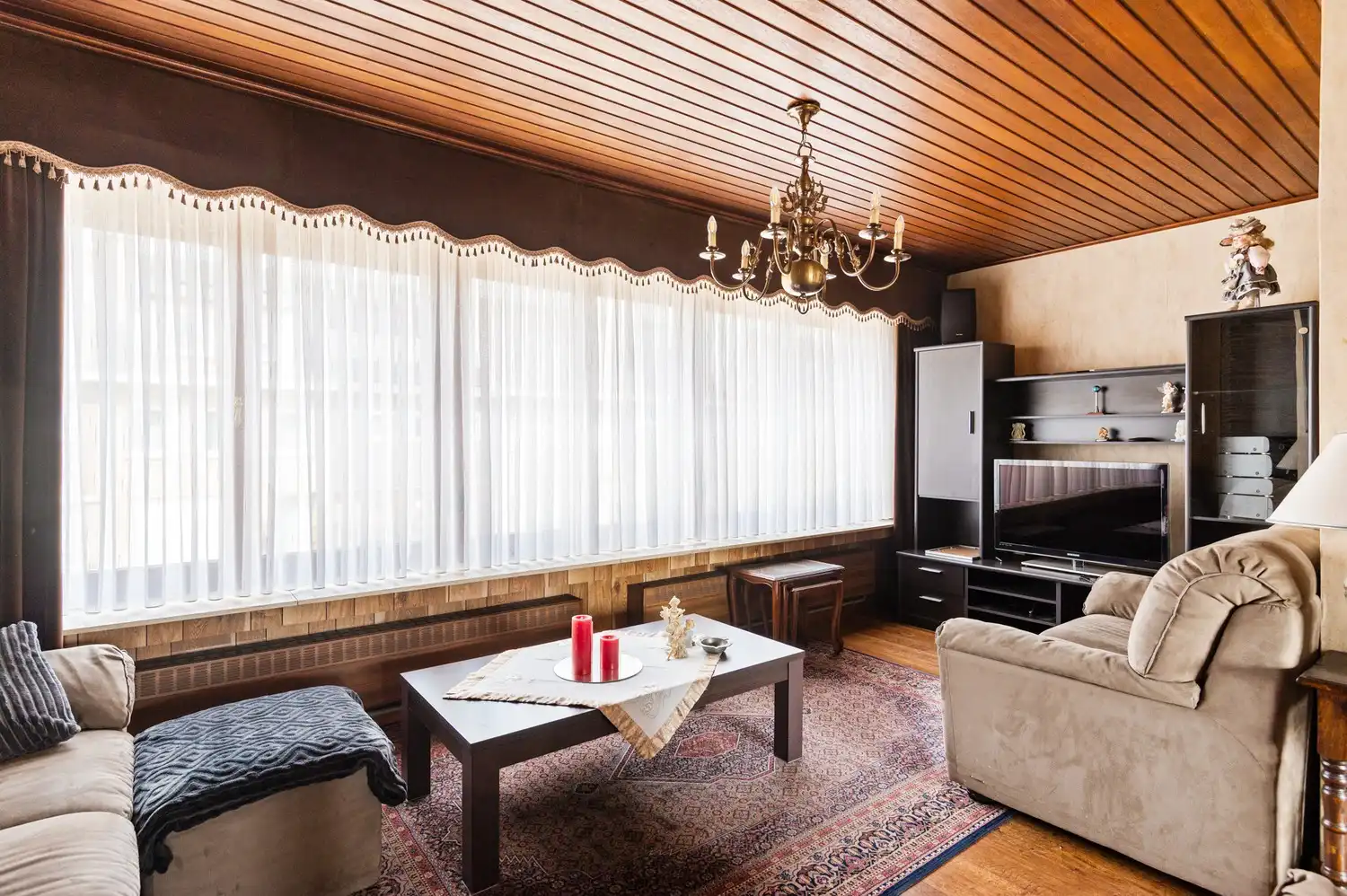 Te renoveren woning met enorm veel potentieel en mooie tuin op toplocatie in Lier foto 6