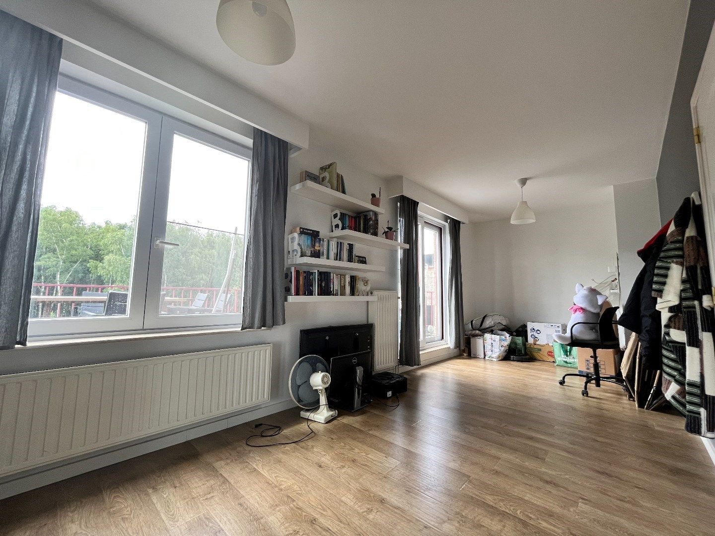Riant dakappartement met terras en garage foto 12