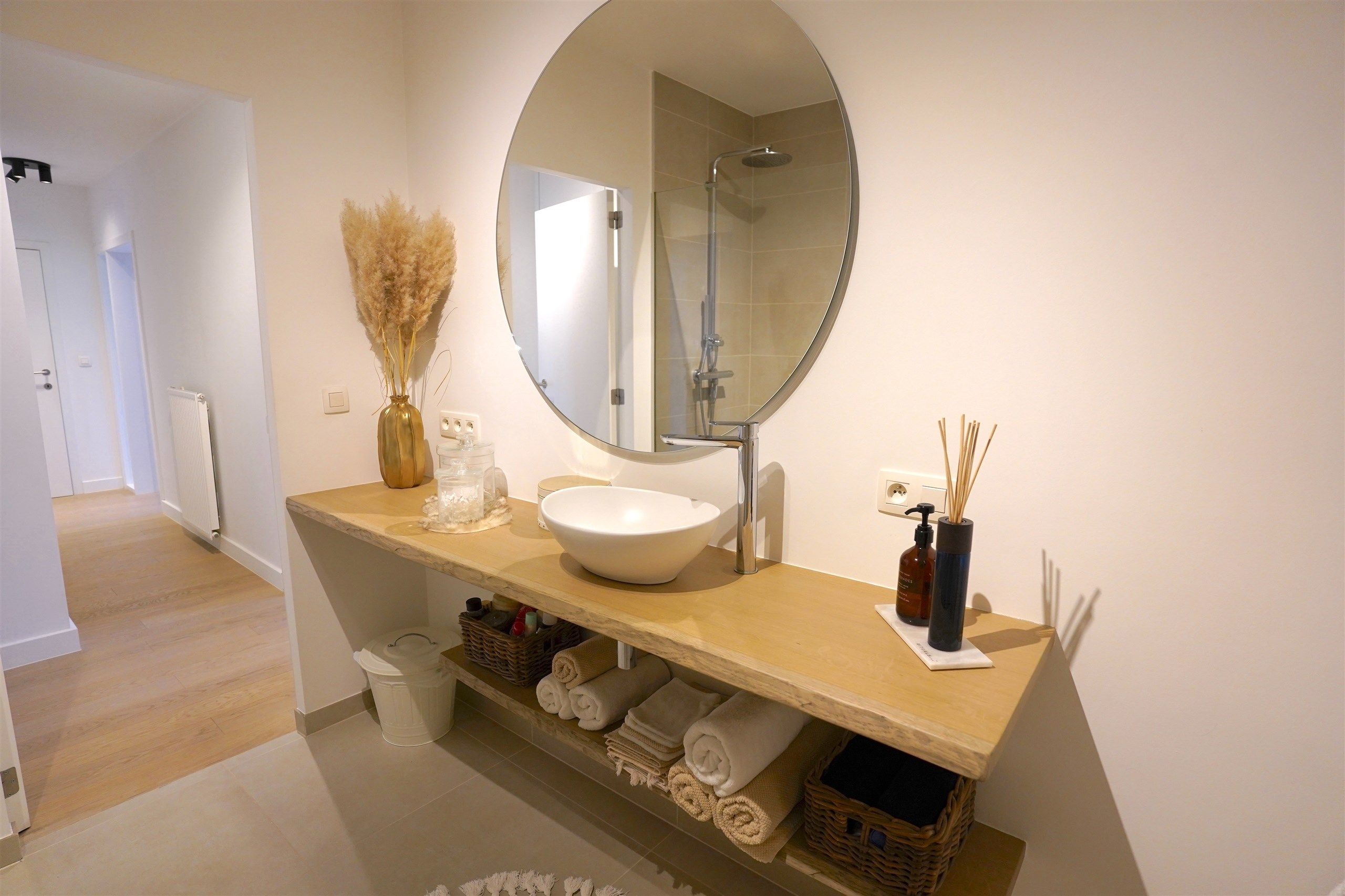 Bijzonder, smaakvol appartement met 50 m2 terras! foto 6