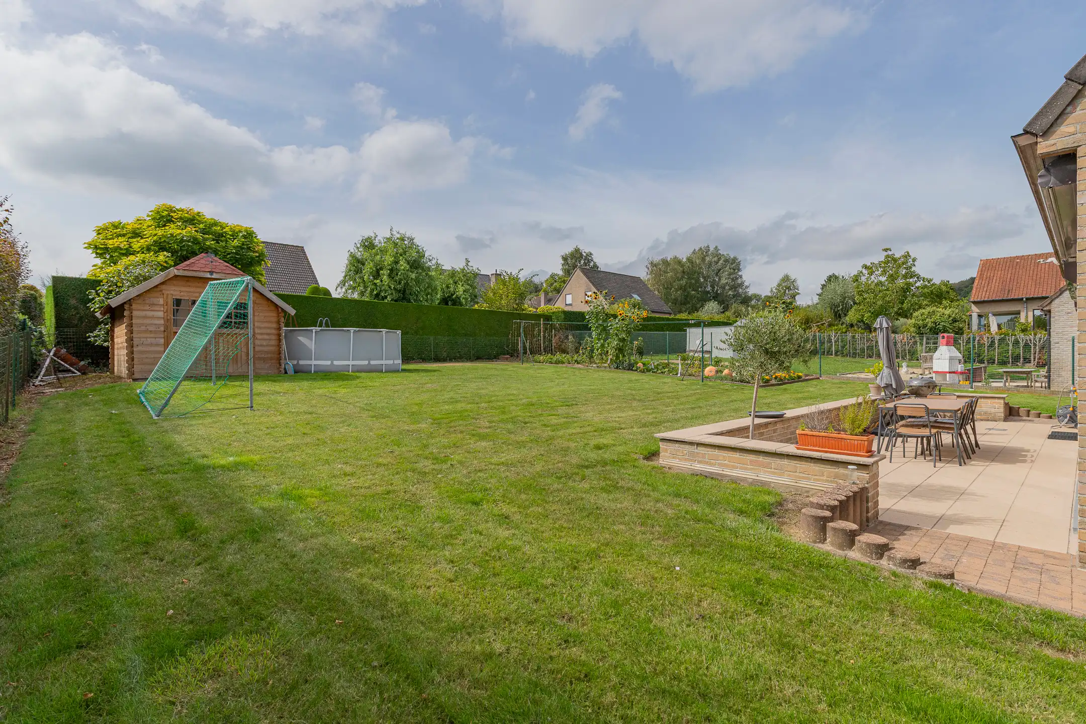 RONSE - Instapklare woning met  3 slpks en mooie tuin foto 23