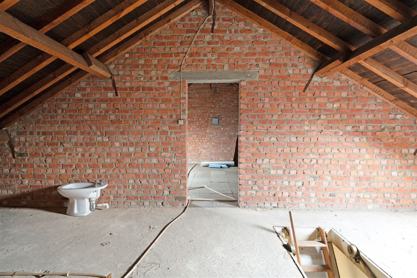 Handelswoning met appartement, garage en parkeerplaats foto 17