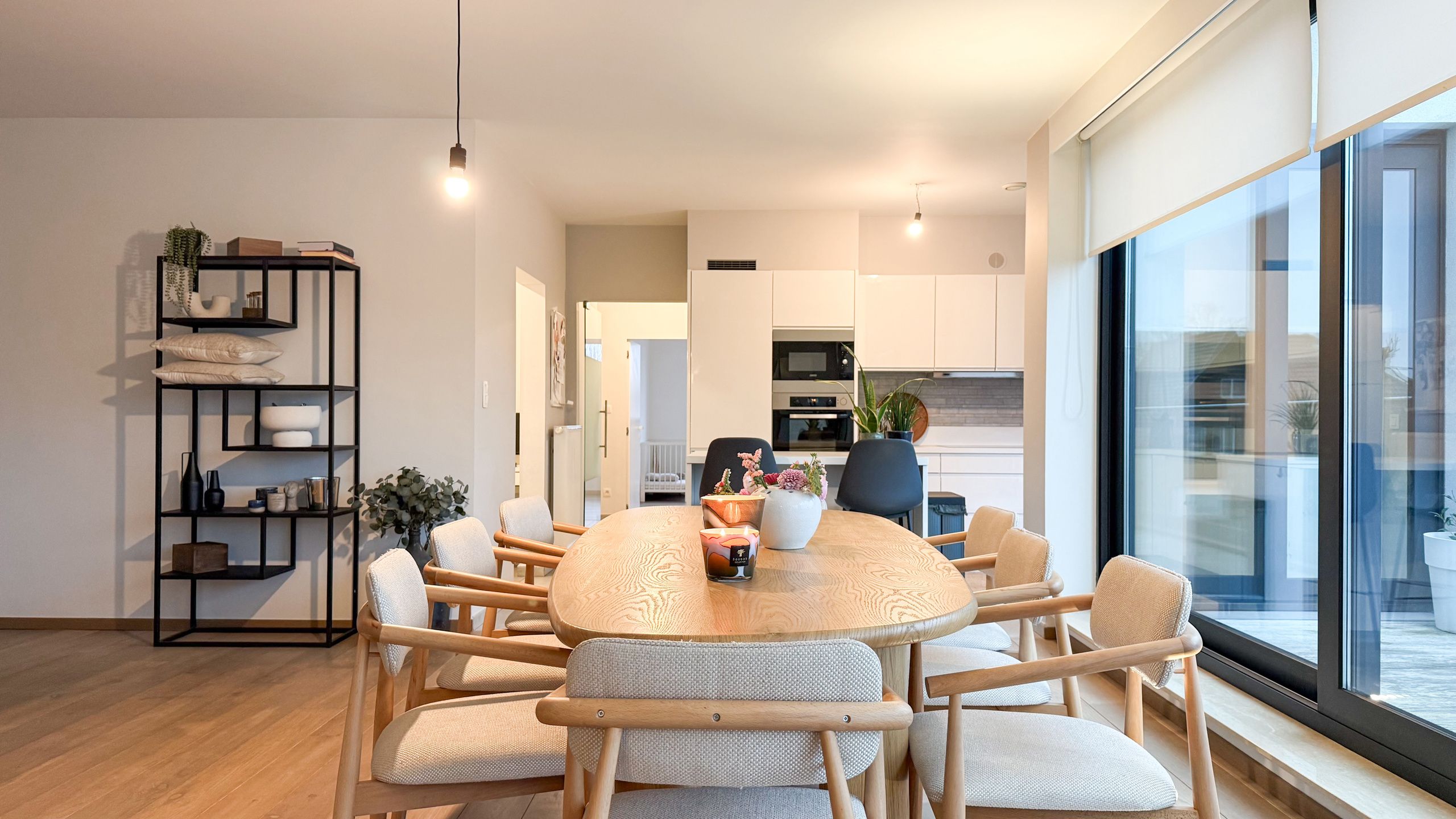 Ruim appartement met 3 slaapkamers en groot terras in Boekt! foto 11