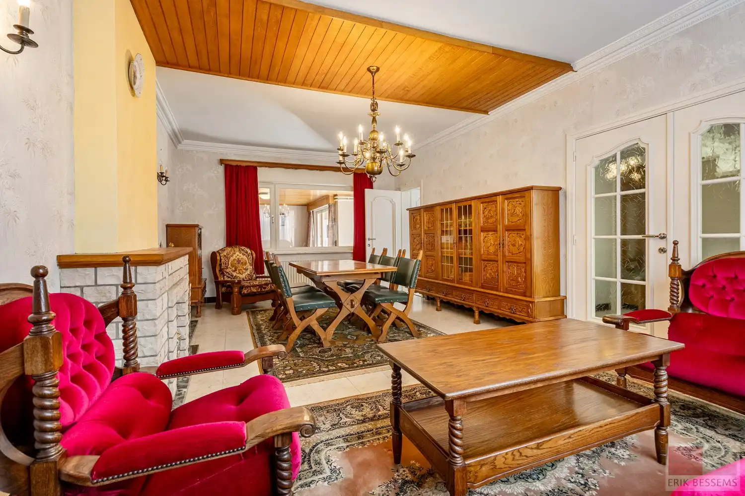 Leuke te renoveren halfopen bebouwing met potentieel en 3 ruime slaapkamers. foto 7