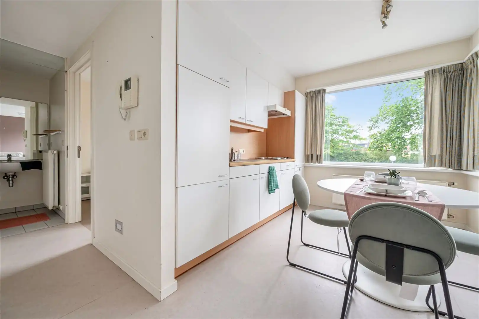 Goedgelegen aangename assistentiewoning nabij stadscentrum Sint-Niklaas foto 21