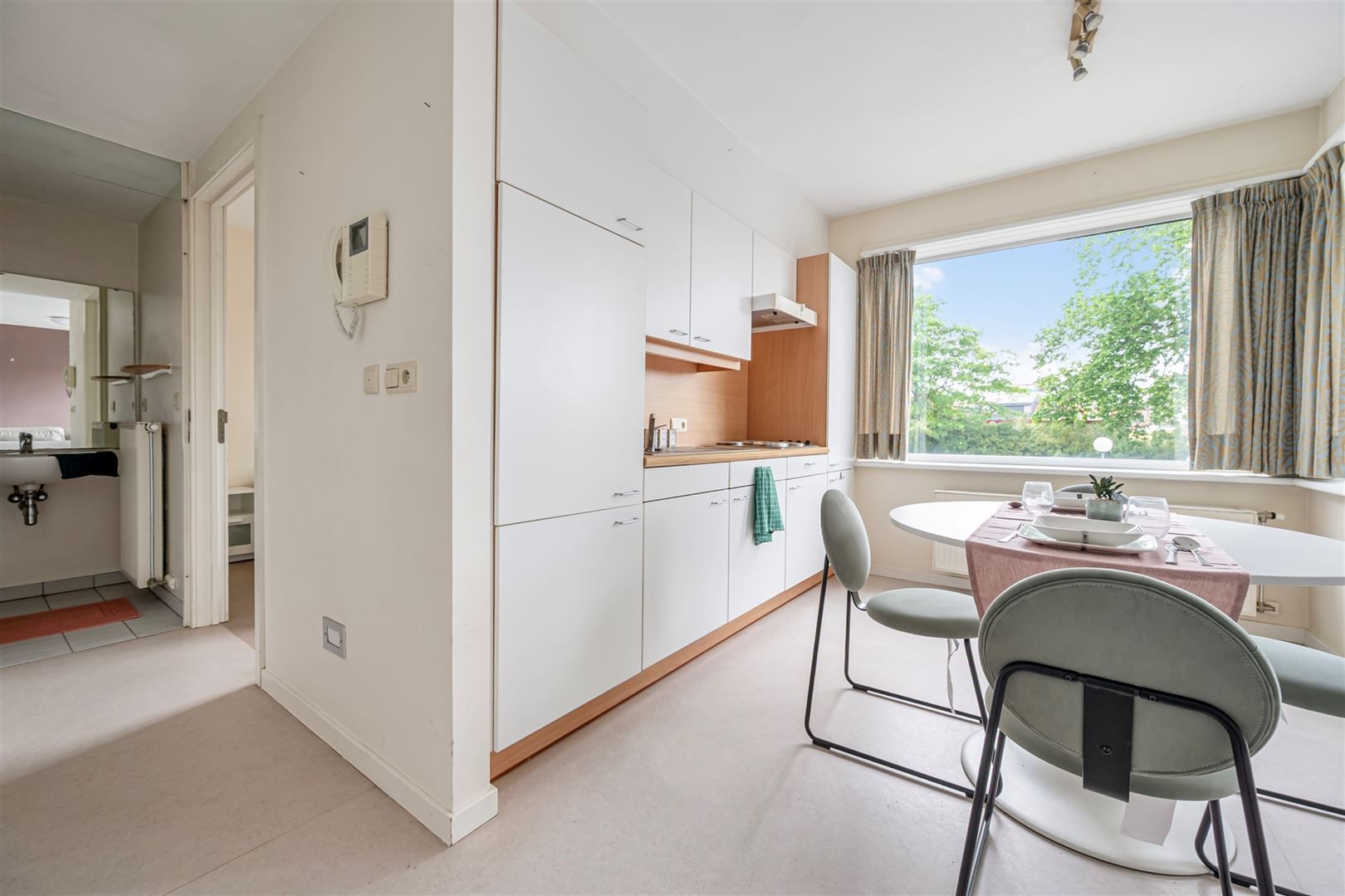 Goedgelegen aangename assistentiewoning nabij stadscentrum Sint-Niklaas foto 21