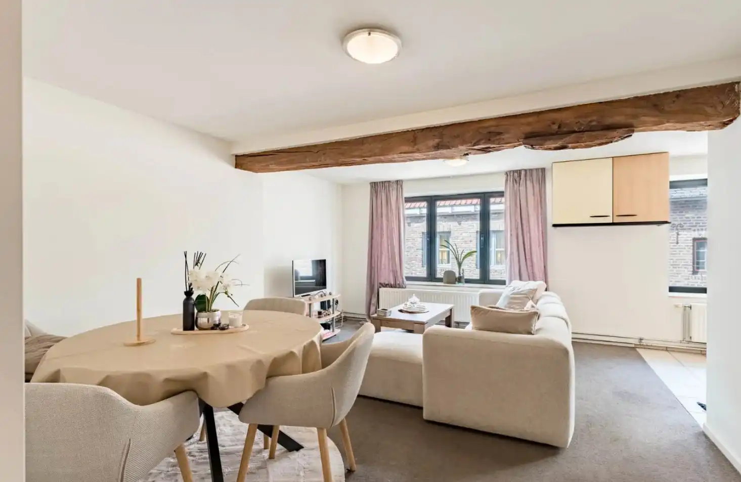 Unieke investeringsopportuniteit in het hart van Maaseik Handelspand + 2 verhuurde appartementen | Centrale ligging | Interessant verhuurpotentieel foto 16