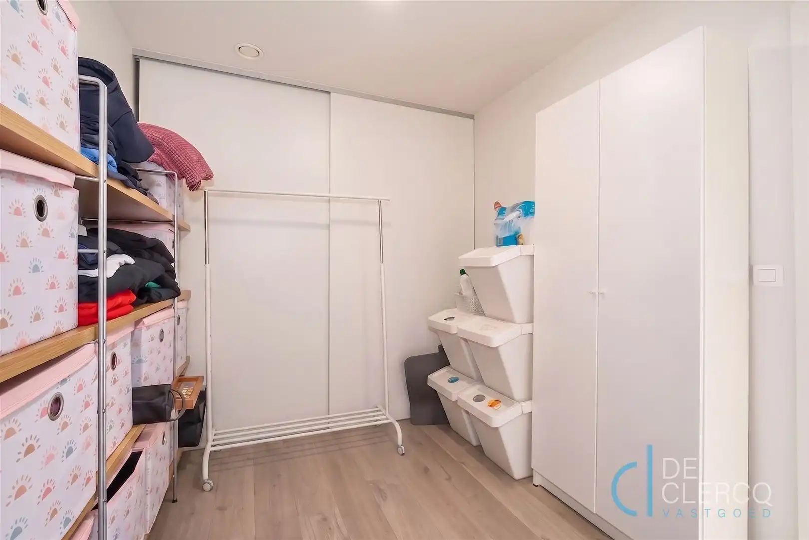 Moderne, tijdloze woning te koop in een gezellige wijk!  foto 12