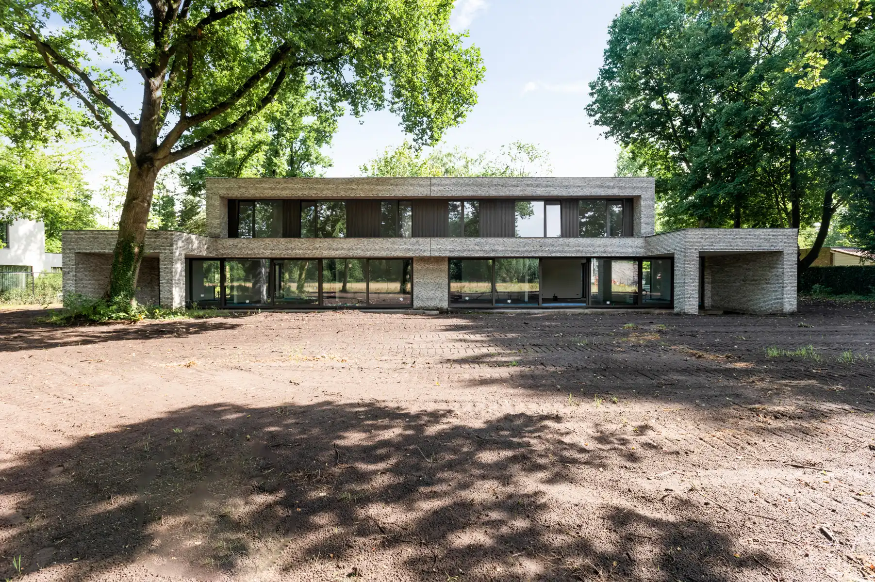 Nieuwbouw koppelvilla op toplocatie op ca. 2115 m² foto 35