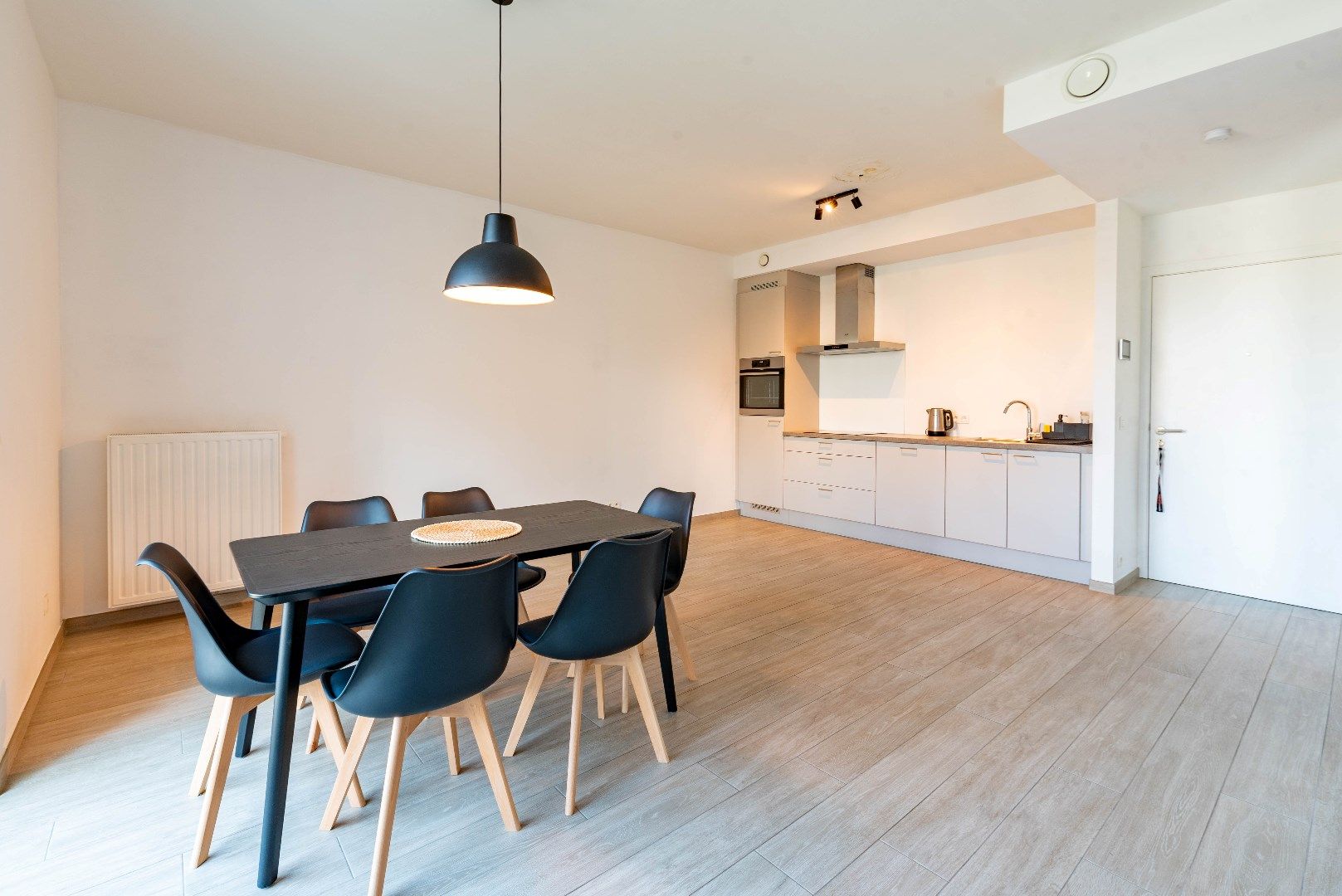 ()=>{if(producerUpdateValueVersion(node),producerAccessed(node),node.value===ERRORED)throw node.error;return node.value} Karel Oomsstraat 19 -/301 - 2018 Antwerpen