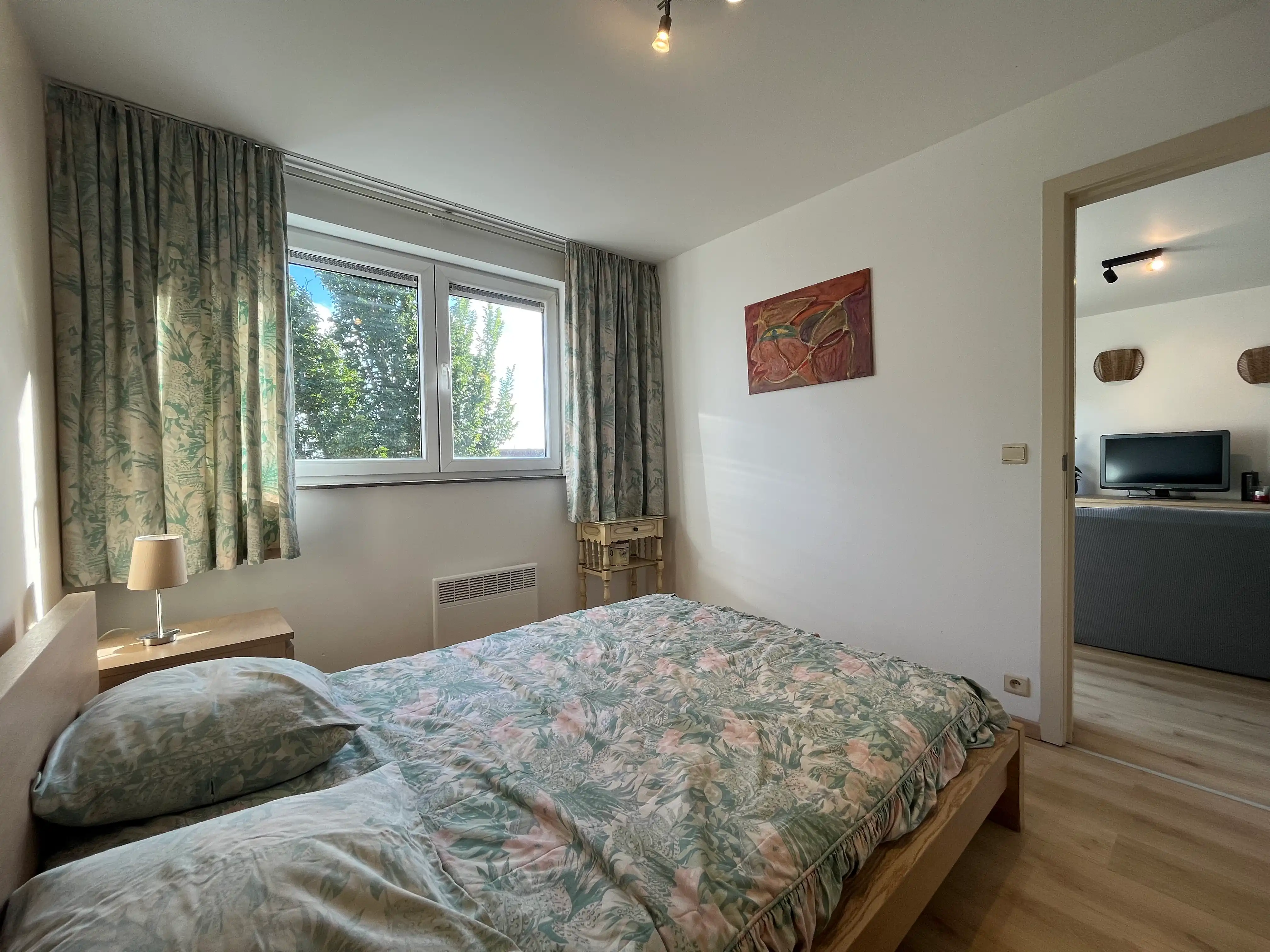 Gemeubeld appartement met terras en 1 slaapkamer in de Tijdokstraat foto 10