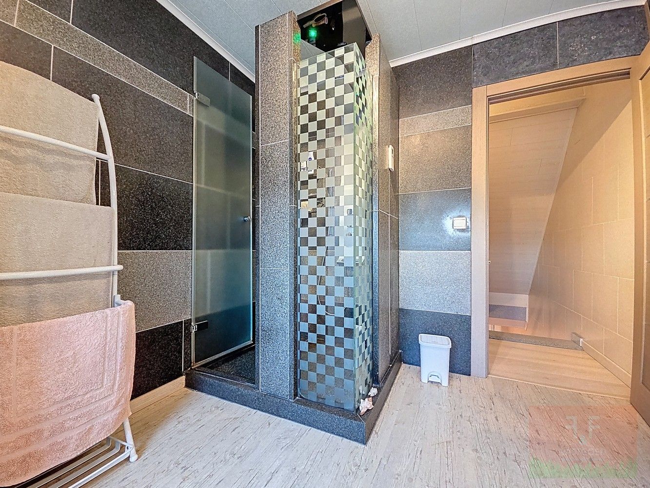 Instapklare eengezinswoning met prachtige tuin te Bavegem foto 12