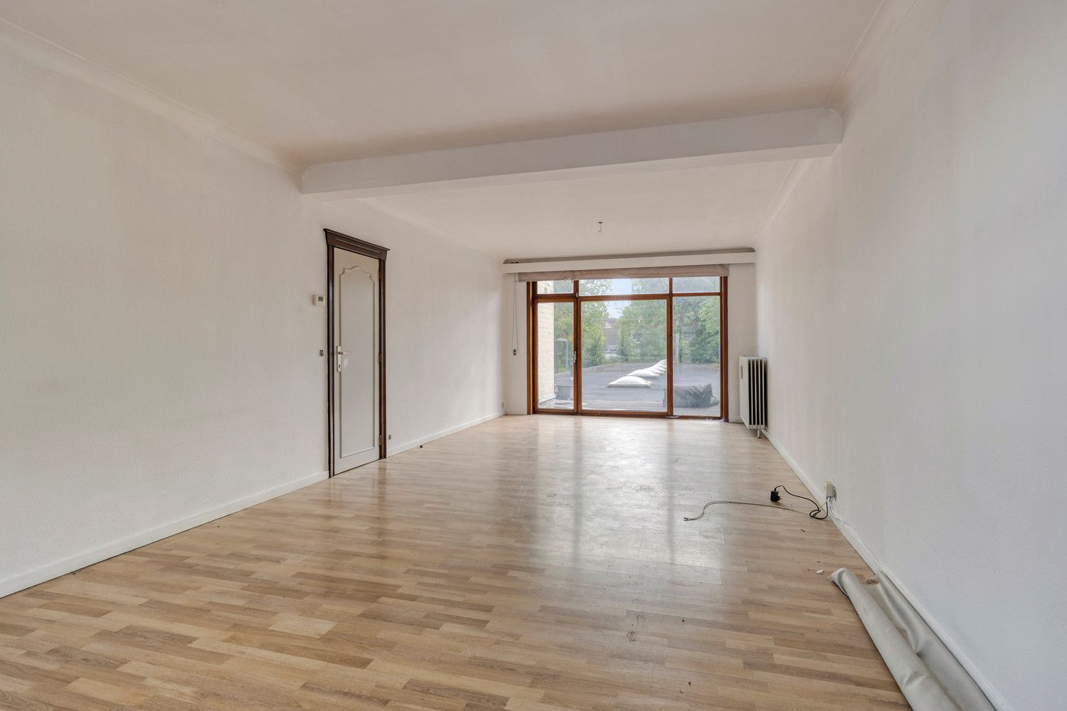 RUIM GEBOUW MET VEEL MOGELIJKHEDEN, CENTRUM DIEST! foto 10