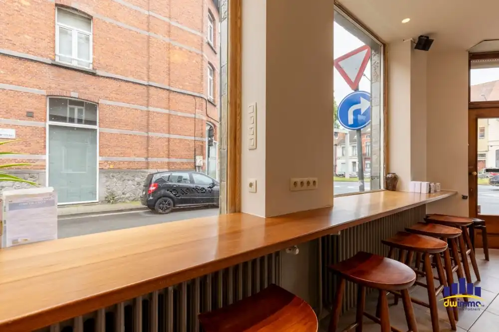 Trendy Koffiezaak gelegen in studentenbuurt in Gent over te nemen foto 5
