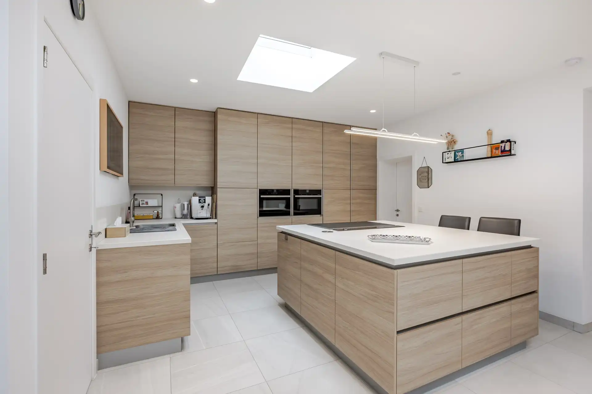 Karaktervolle woning met handelsruimte en zonnige tuin foto 5