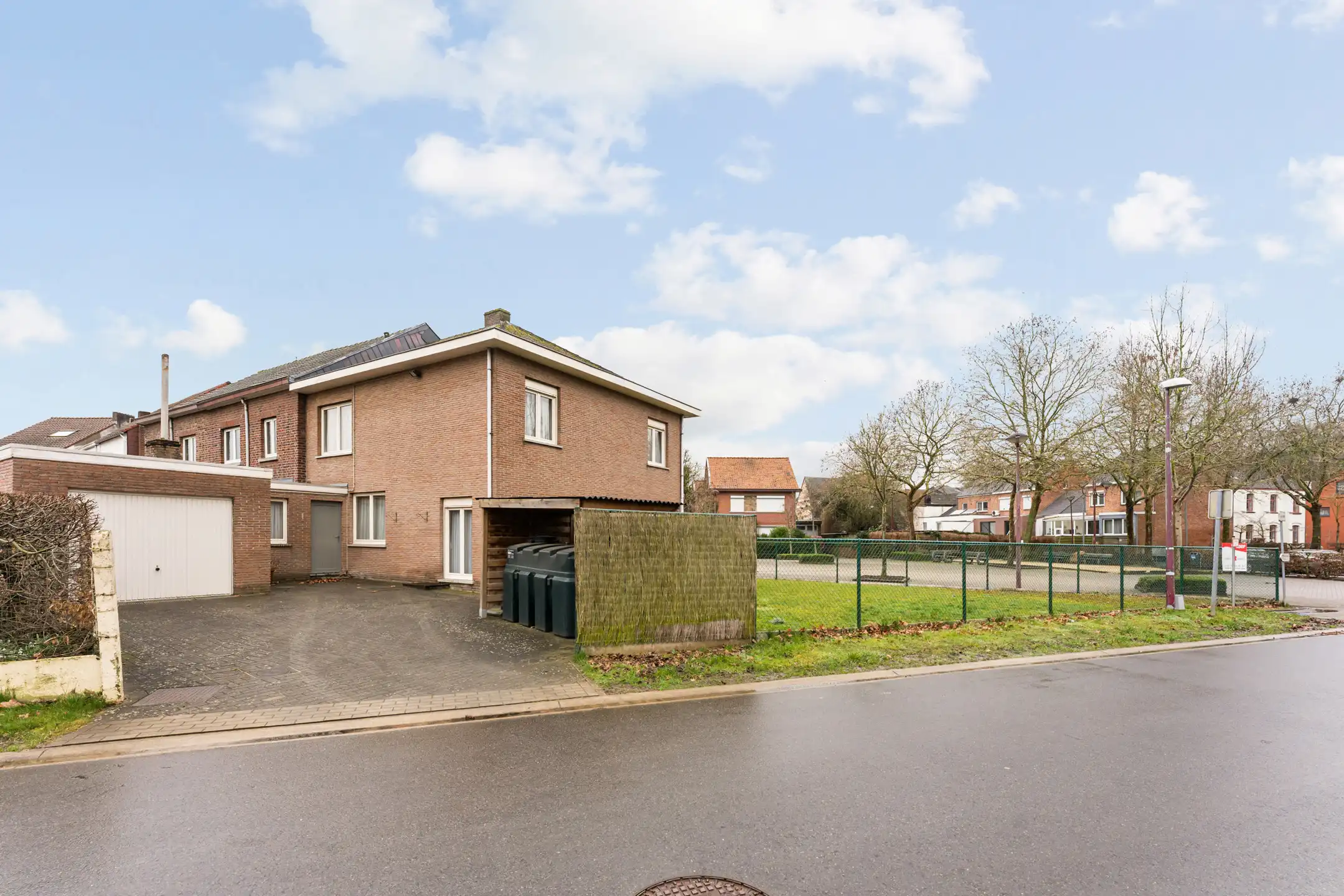 Halfopen woning op 3a58 in het prachtige Kanne foto 23