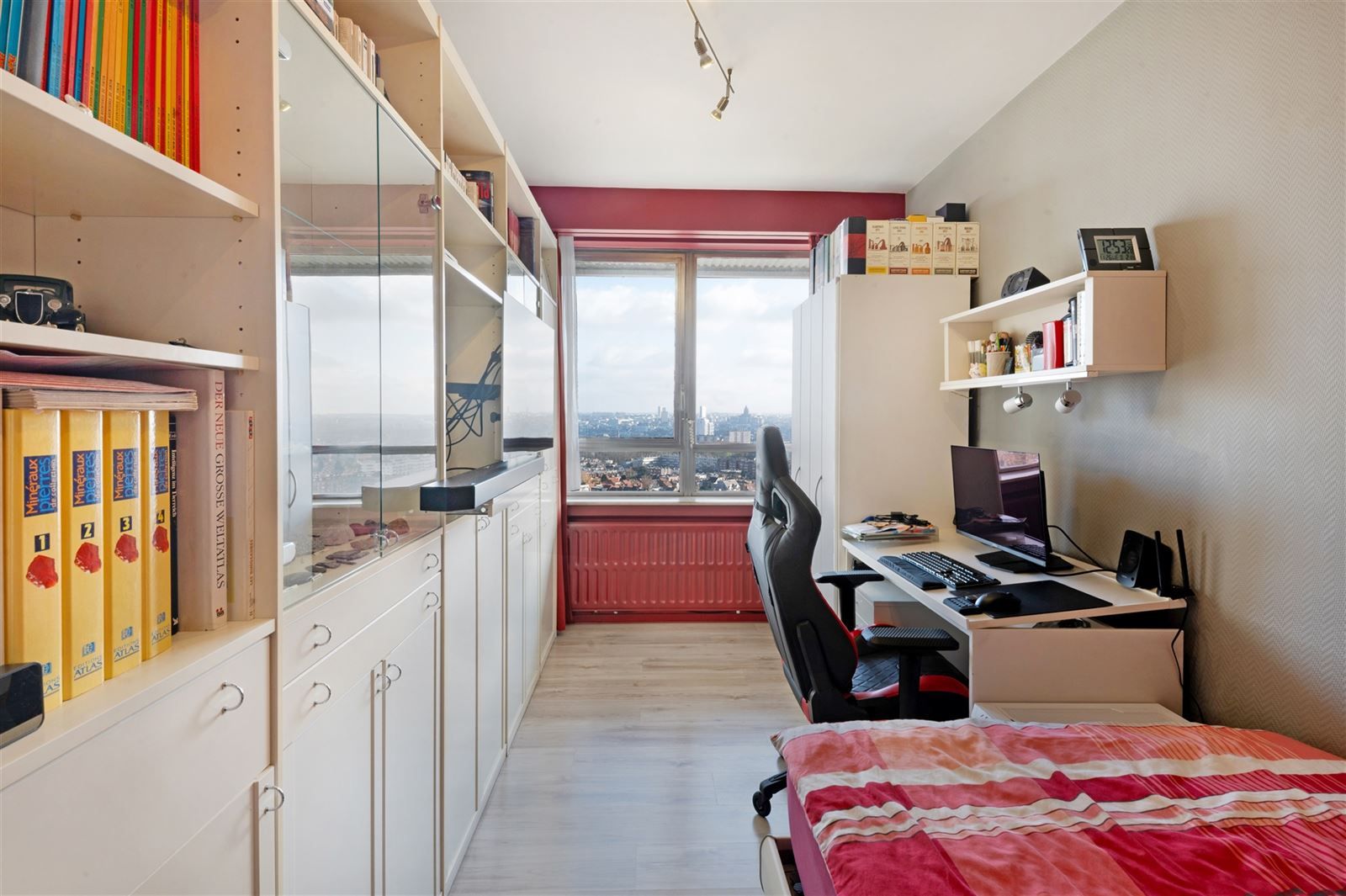 Ruim appartement met een prachtig uitzicht foto 7