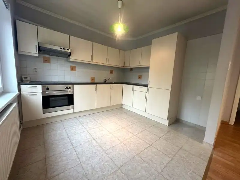 Instapklaar appartement op rustige ligging te Assebroek! foto 4