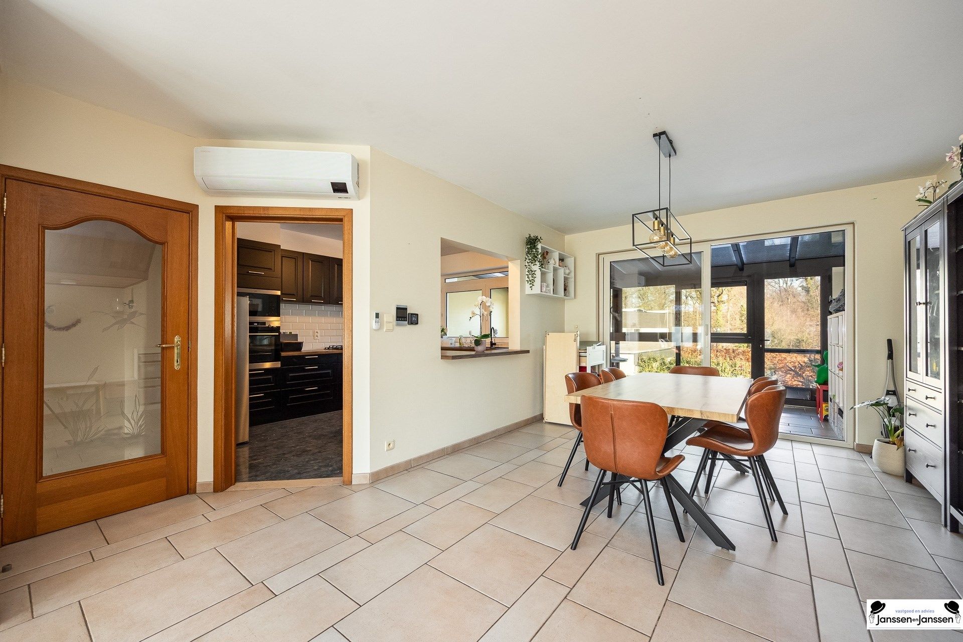 Mooie ruime woning met EPC B in gewilde wijk in Schoten foto 7