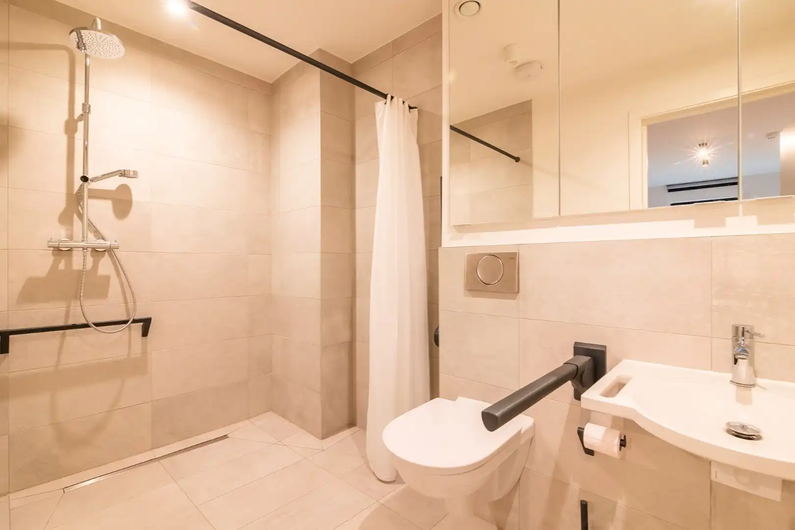 Zorgeloos wonen in stijl: instapklare serviceflat in Residentie Stuyvenberg foto 10