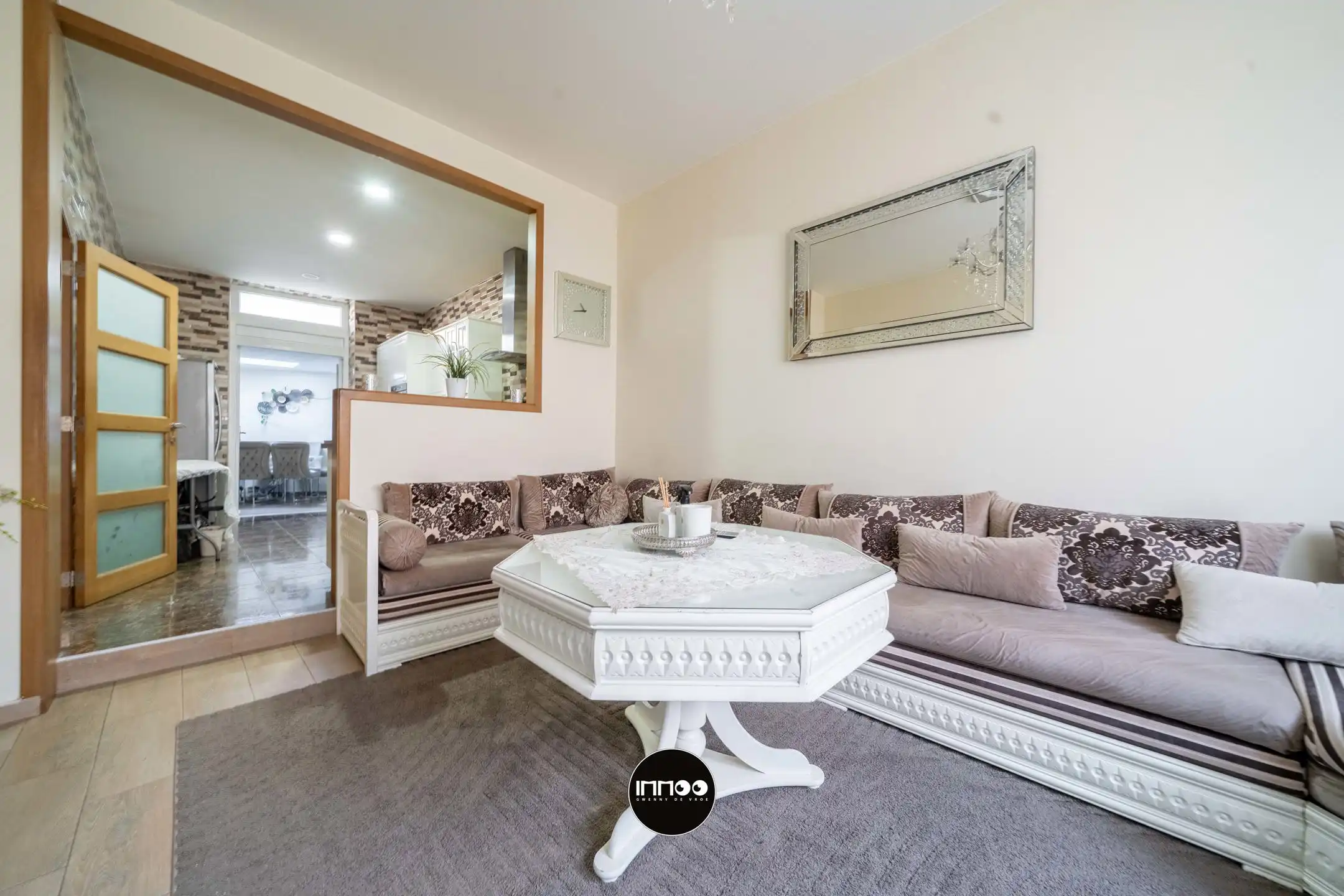 Huis te koop foto {{pictureIndex}}