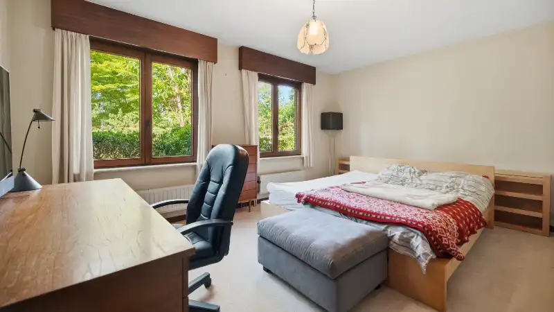Mooi gelegen villa 330m² op 28 are tegenover natuur-wandelgebied foto 15