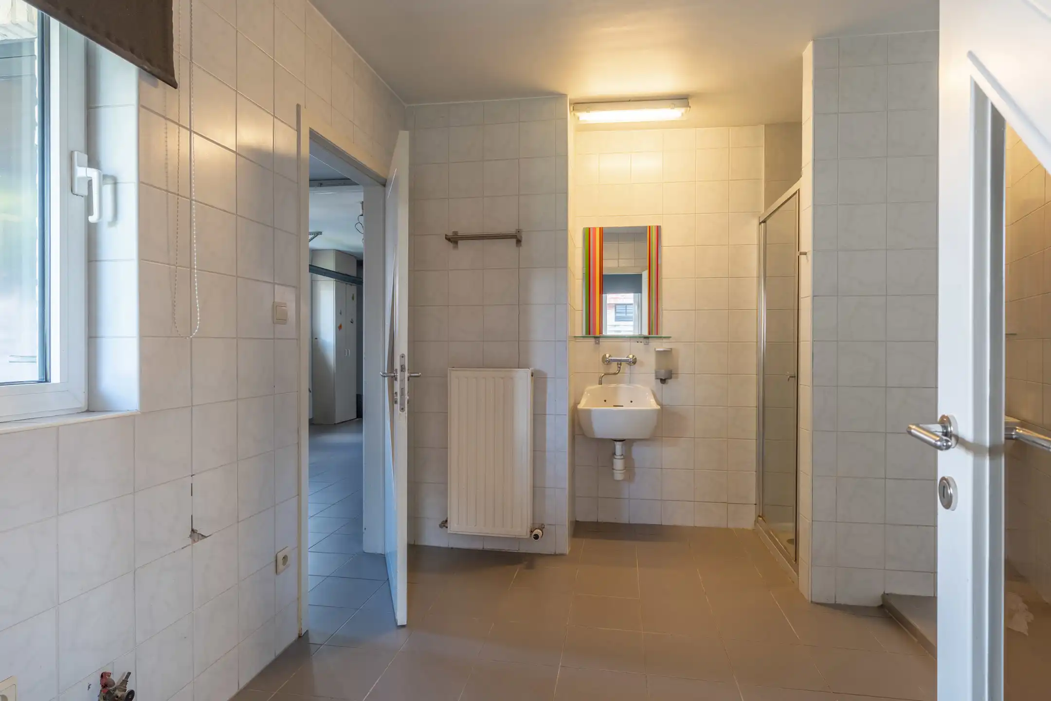 Ruime gezinswoning met 4 slpks op toplocatie te Vosselaar. foto 9