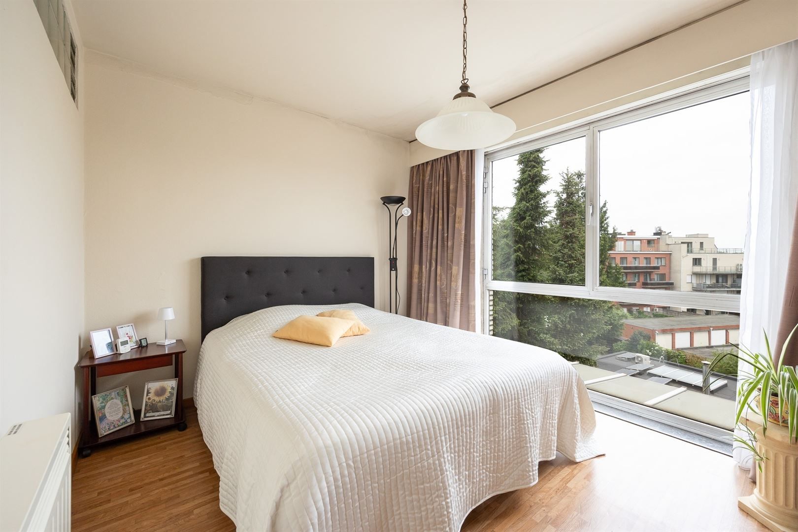Dit is een topper! Ruim en licht appartement in hartje Brasschaat foto 11