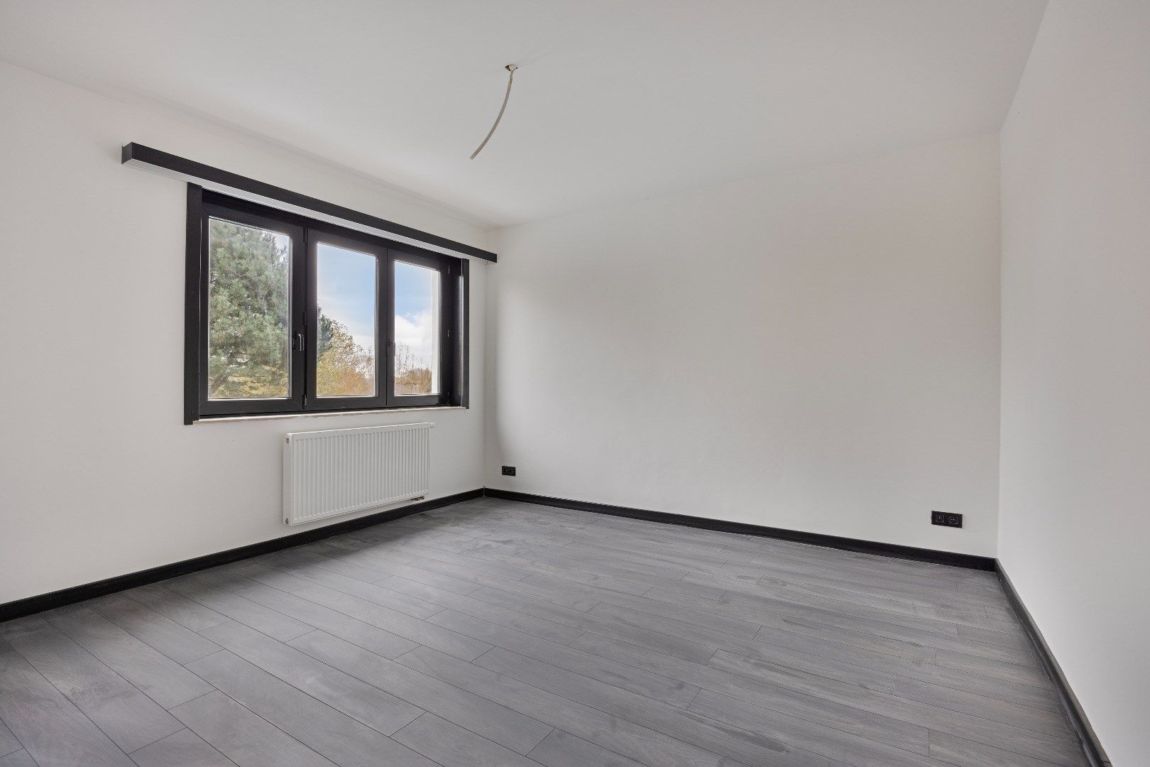 Gerenoveerde woning, 3 slpk, 190m², 7a94ca, Z-O gericht perceel foto 29